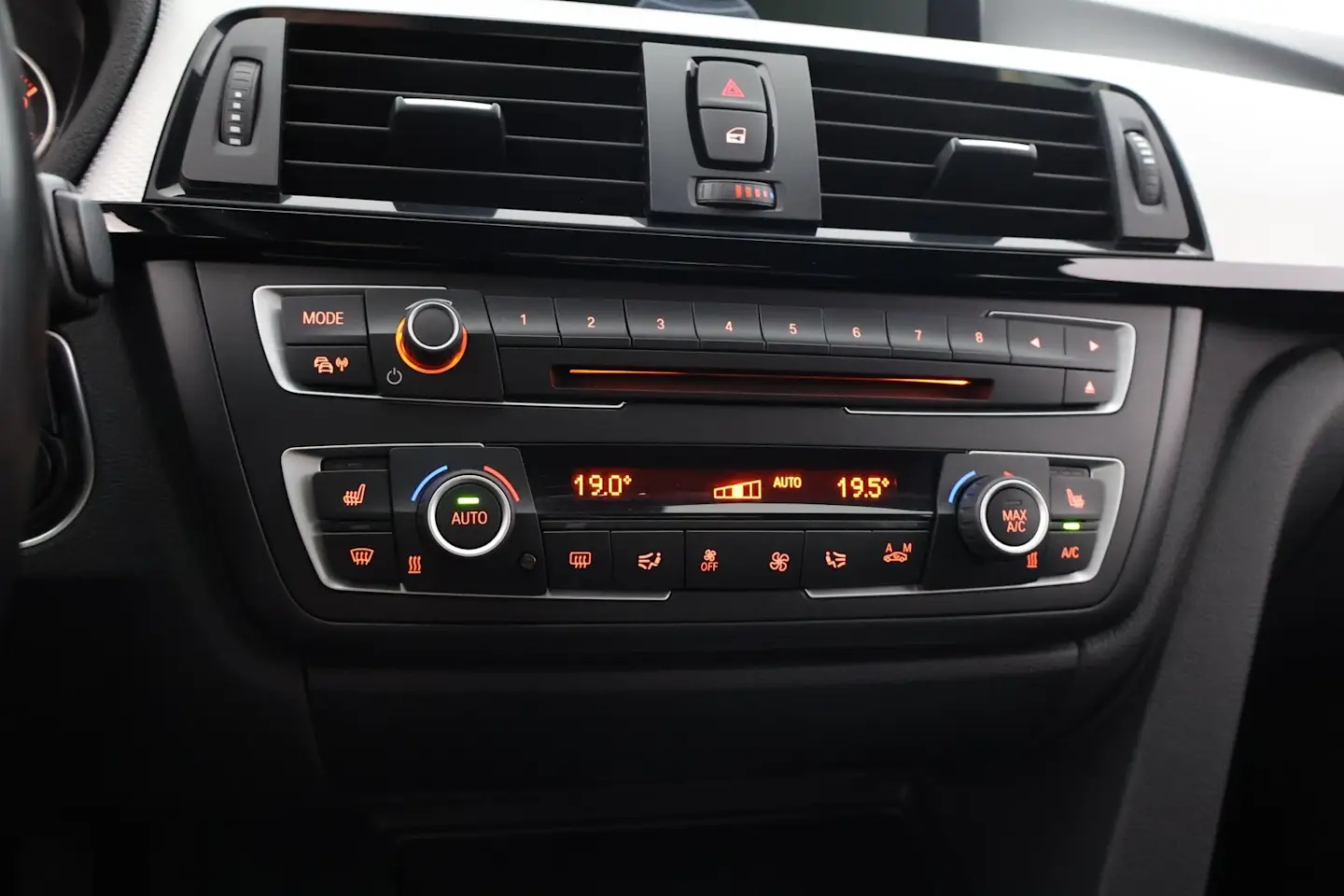 Car Image - 7knMimVKxbddLfiI77f1jp