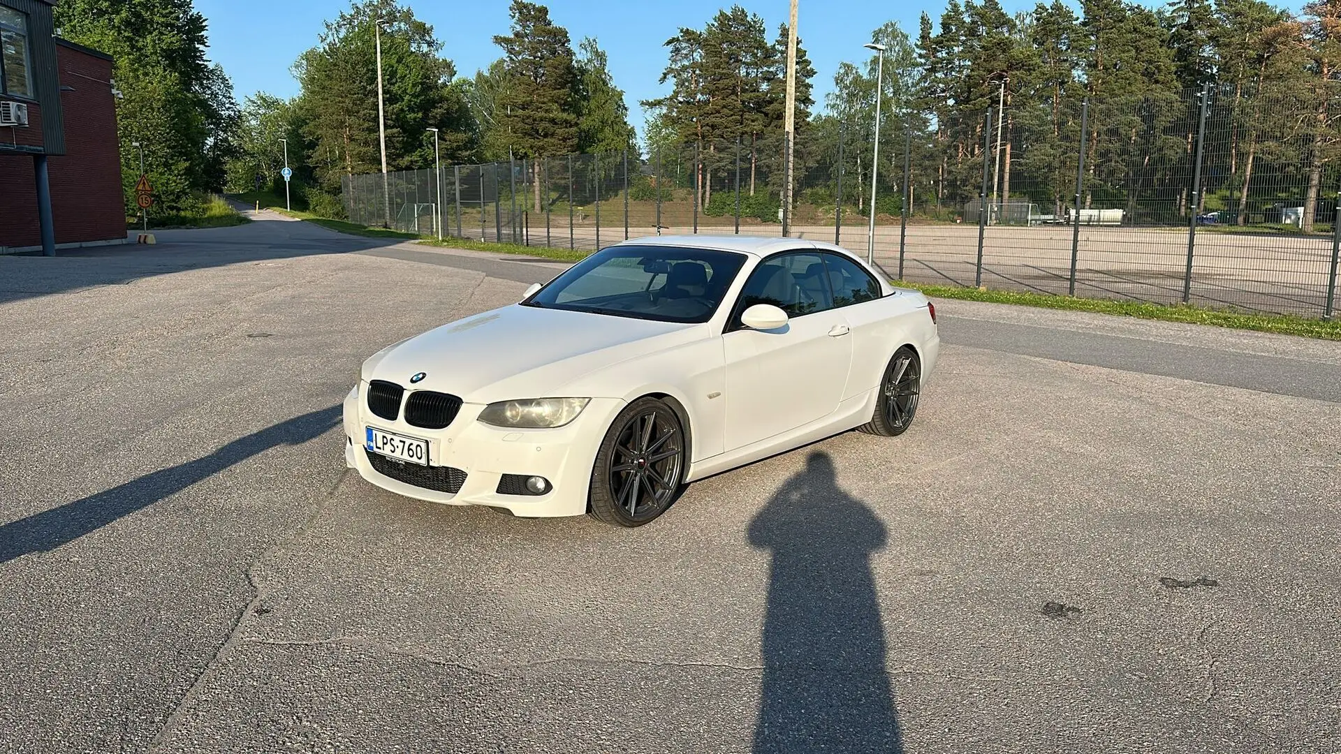 Car Image - 1IUsgvnkEdmSKwCKpUMlXd