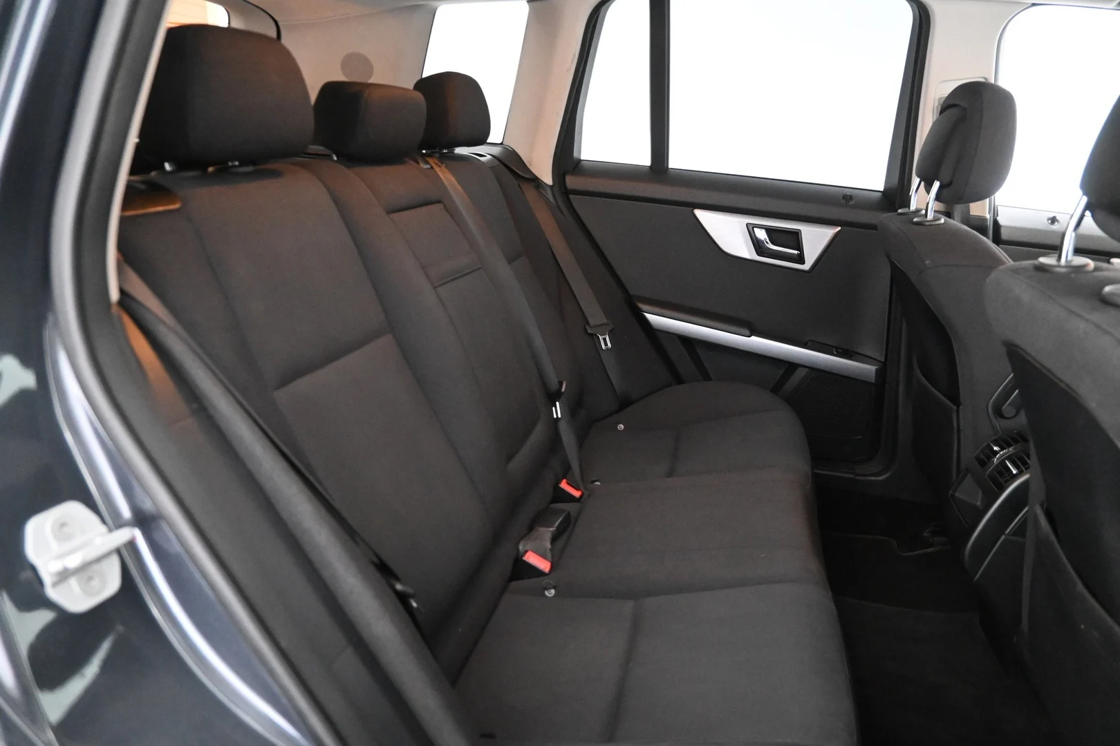 Car Image - 4qOzHF9xYOpYHP9cFv2Tqm