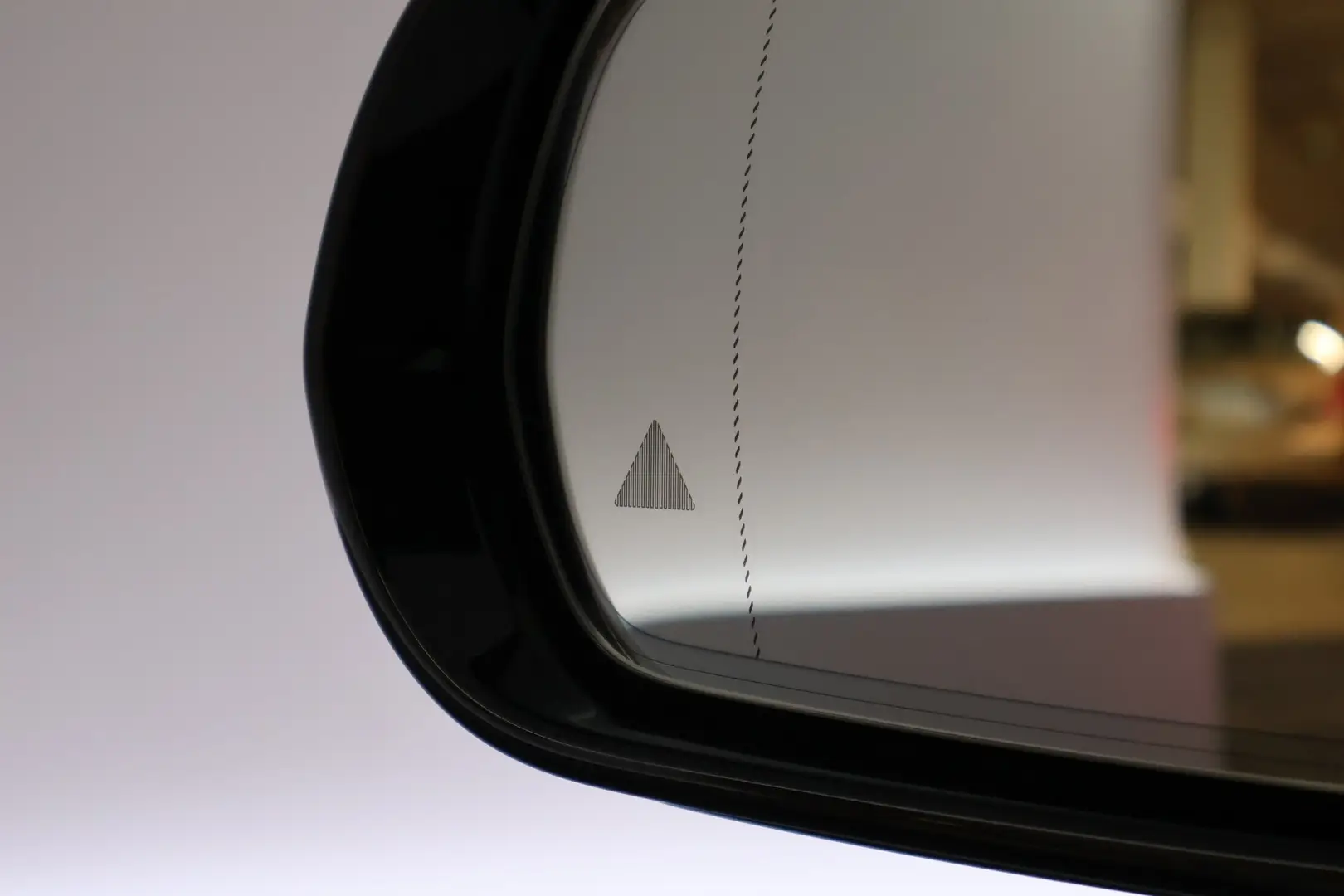 Car Image - 5H331shrfcWo0ze9Ng9SiW