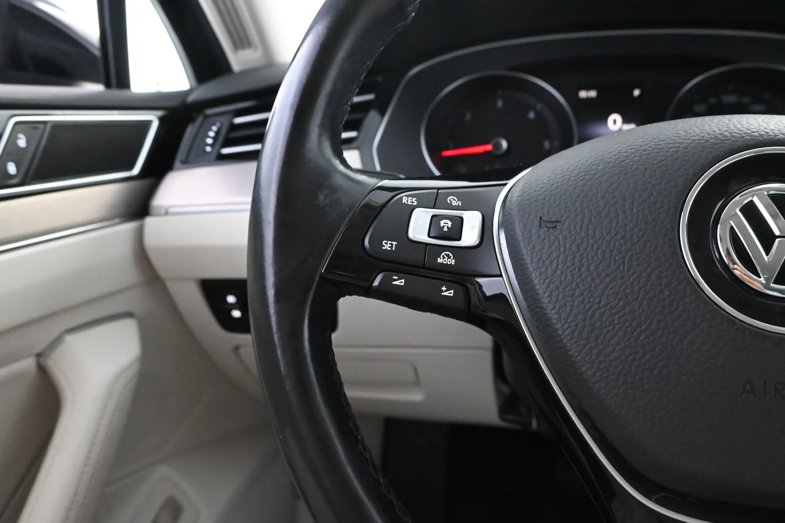 Car Image - 4LzjPWvqaTQOOYjxNXxsR6