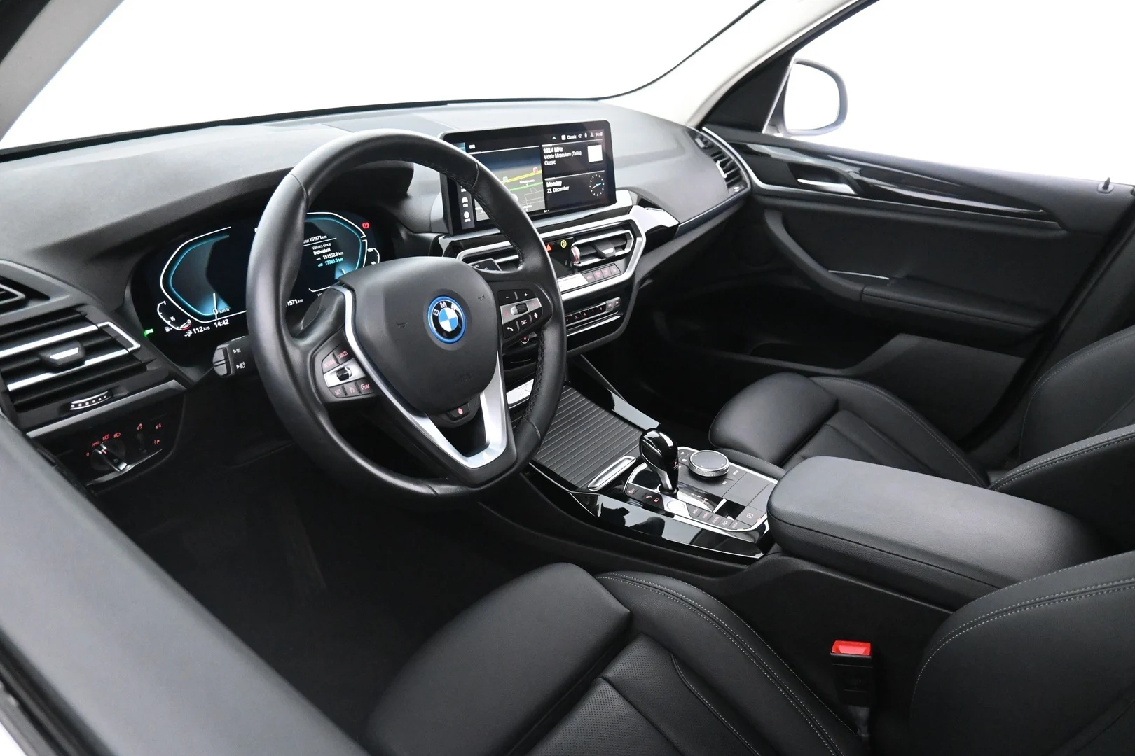Car Image - 2LRrHMYCHQPuyW3PVj8lou
