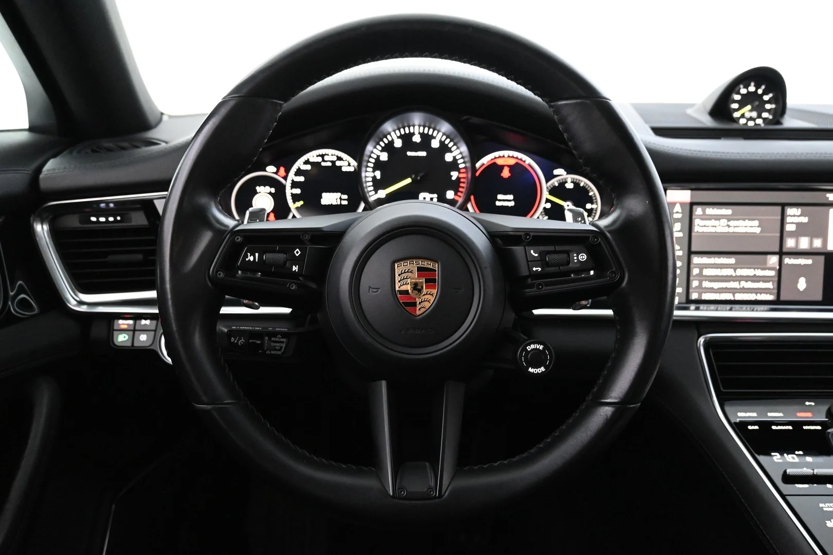 Car Image - 2QdnSHVkoVMx713pyMq5BB