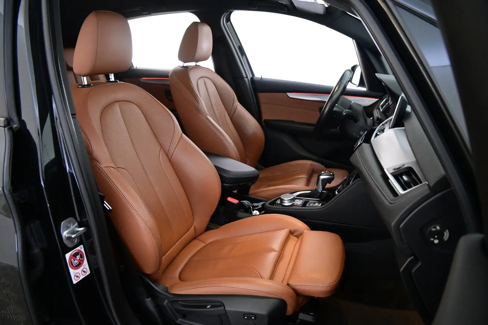 Car Image - 3hJqD85UuaIUzOaCclX7D4