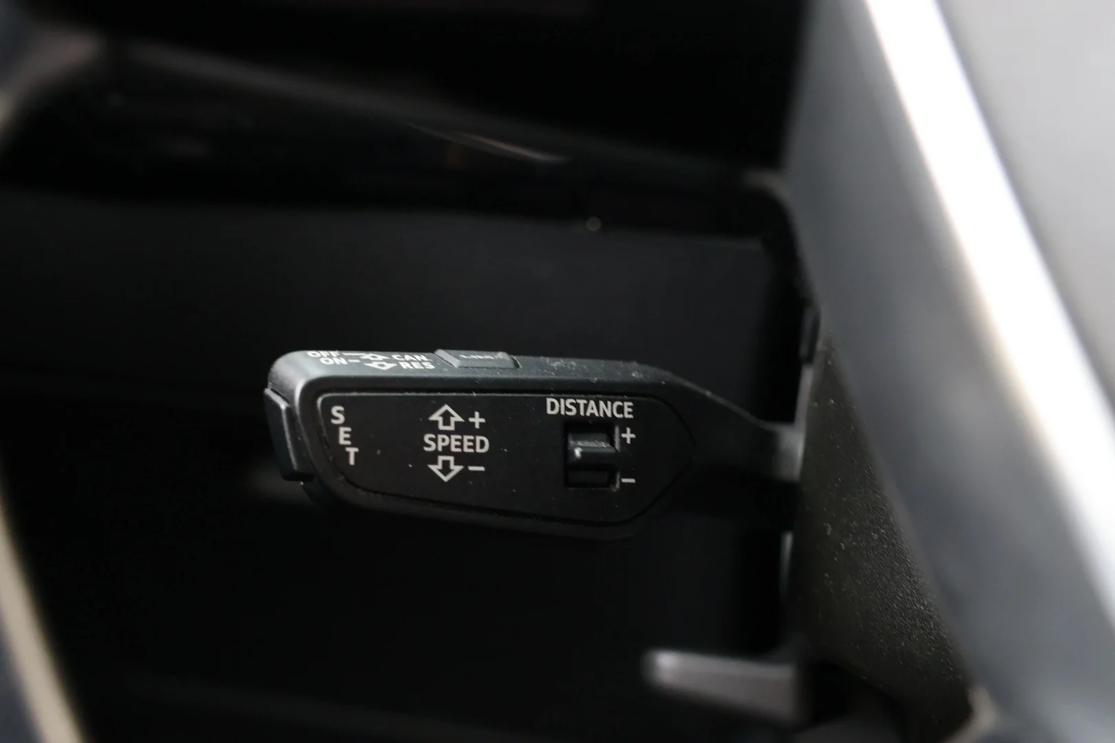 Car Image - 6ugXLCXdl5sfHLJXHmnD7C