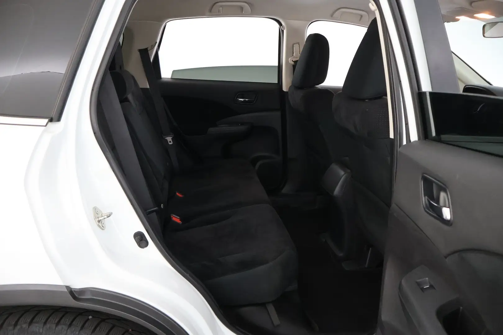 Car Image - nMoSDlS1Oppl8AF4fErnb