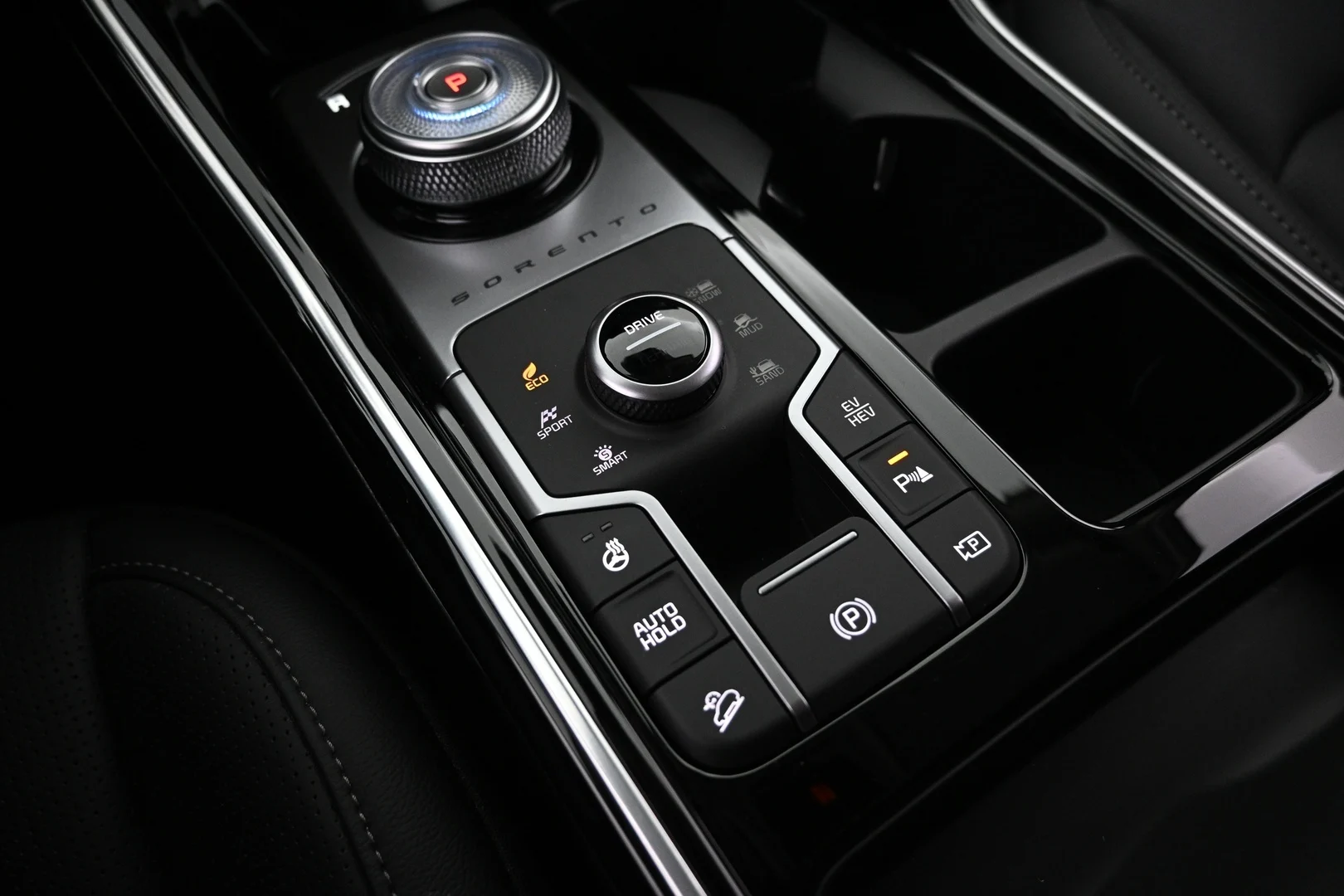 Car Image - 4Z916uJqHwGevyI16T8tfm