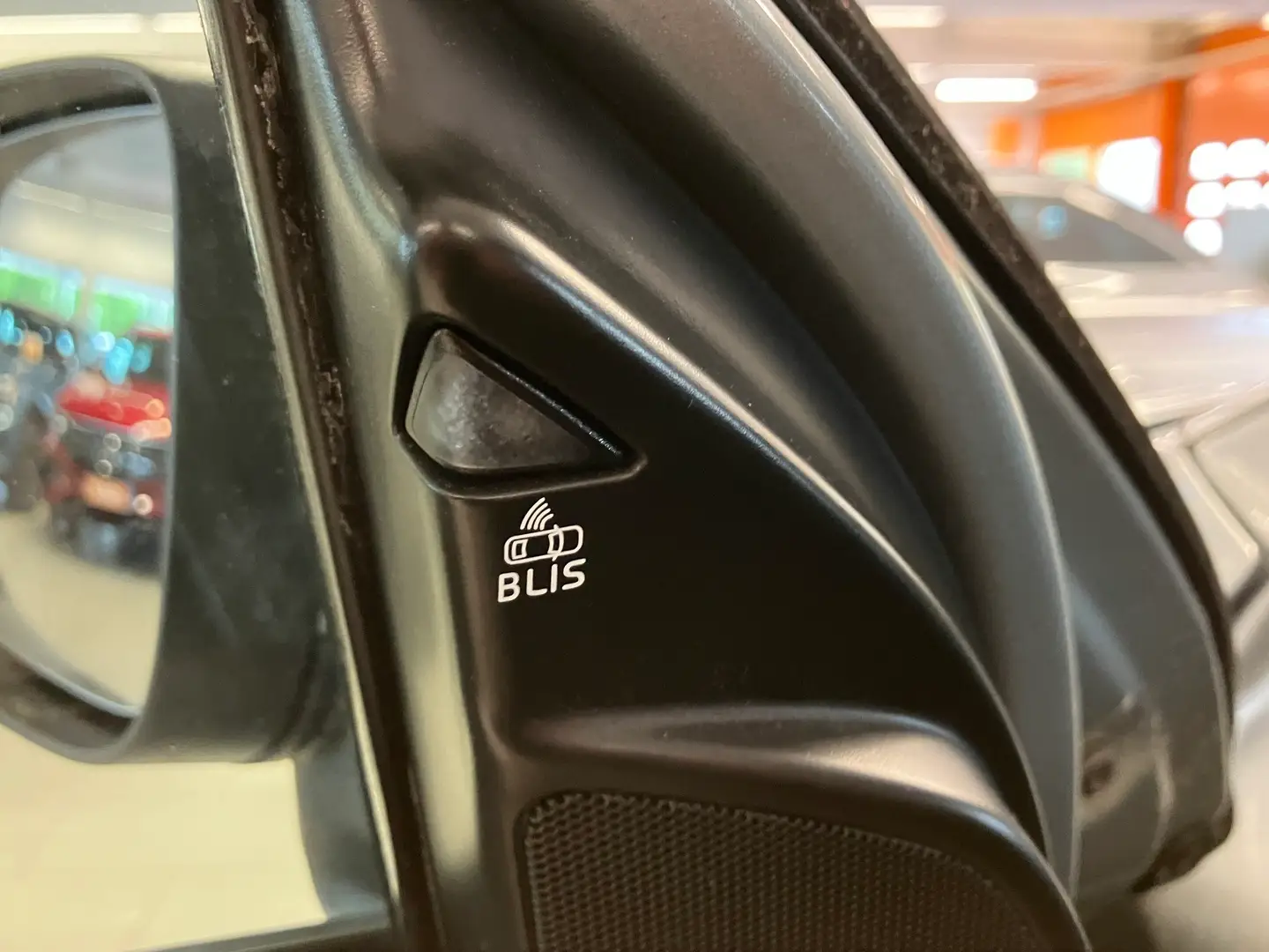 Car Image - 2zY0LDsm29X6TaI7w2h7oj