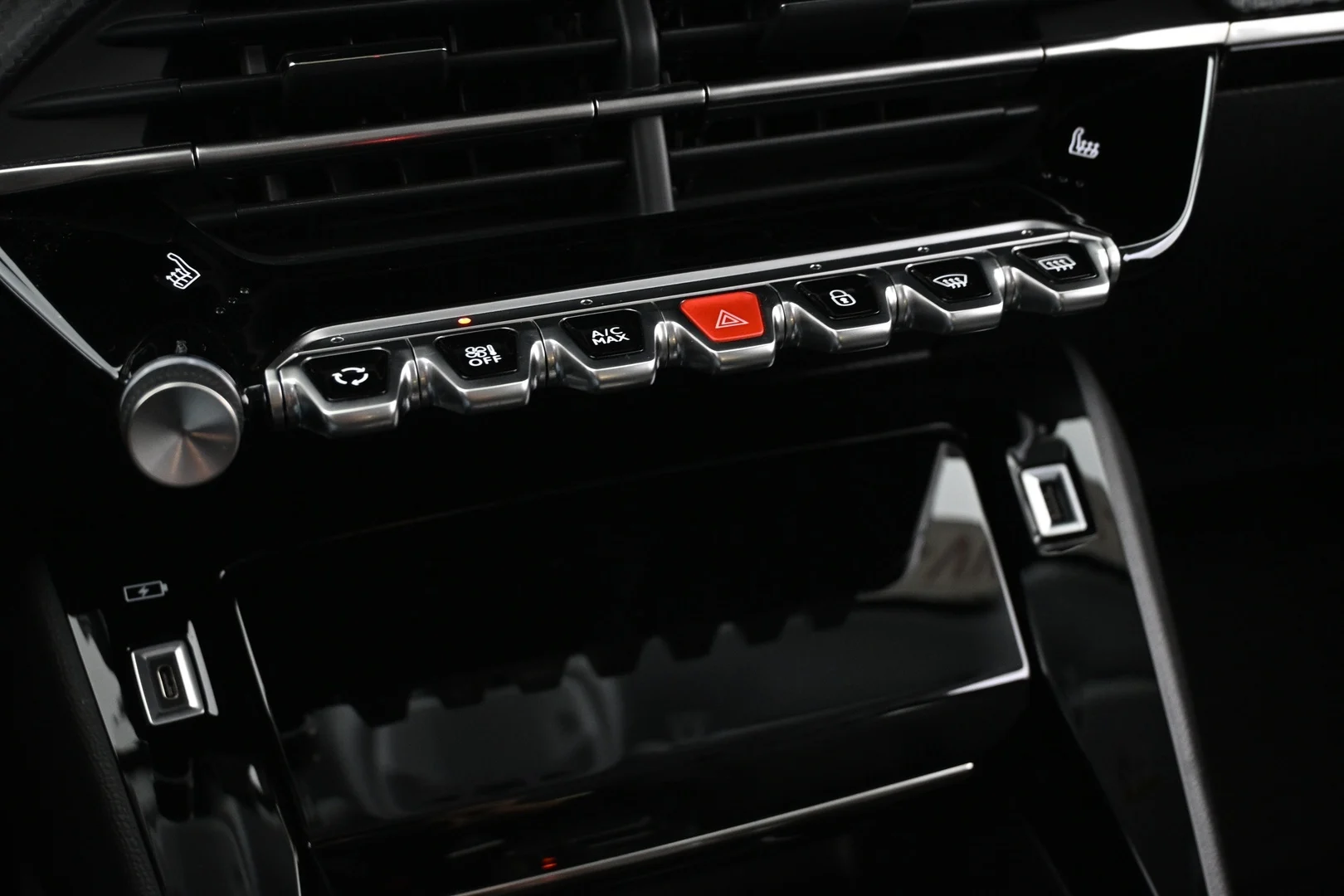 Car Image - 3RoUSdQG9cTf7ORmHJ9vrJ