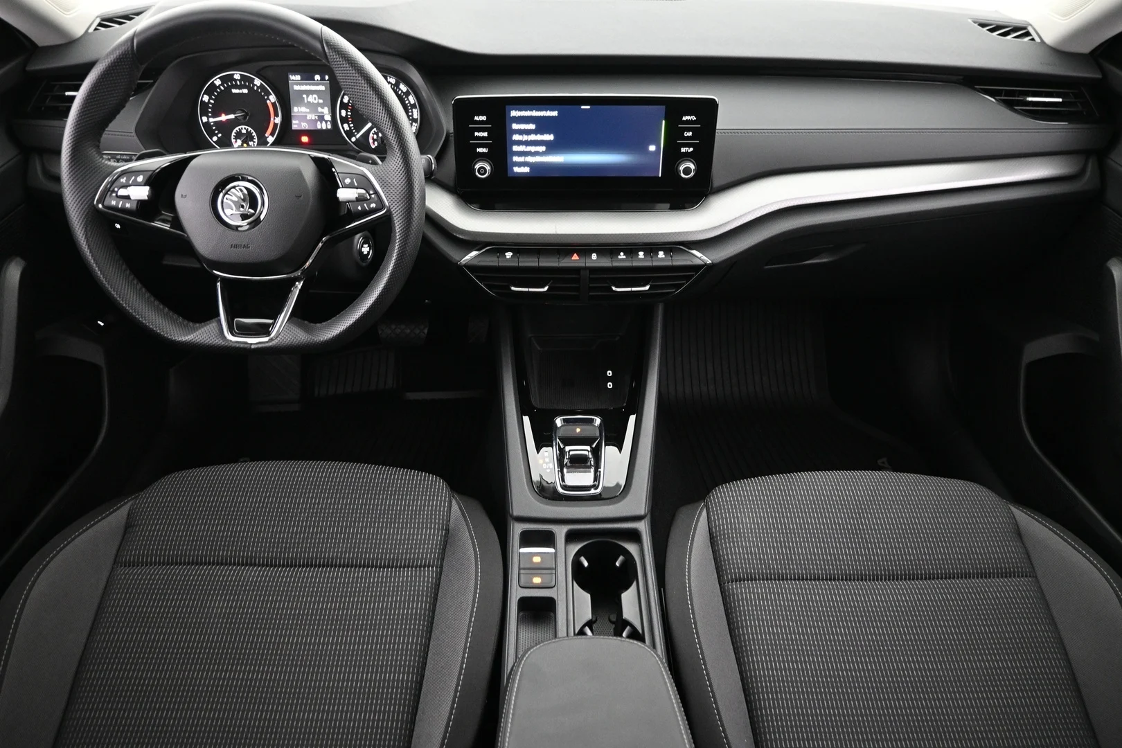 Car Image - 6BYWmYs41c2nwPl1UIVwXF