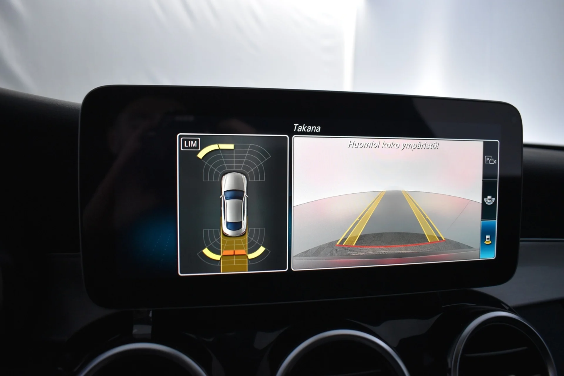 Car Image - 4ndovuNsbG4FBxw7sZ03C0