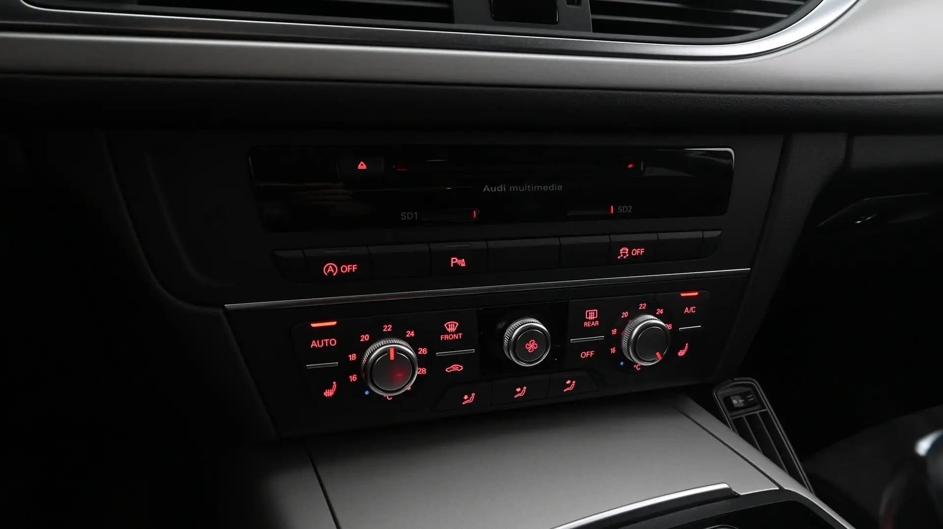 Car Image - V7xbjmP3r1qqvpe1ura44