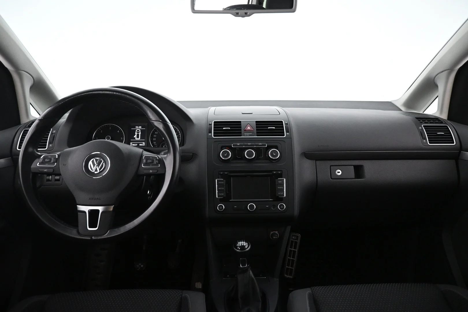 Car Image - 3IVJxxnVImVaTliDIR8Ewf