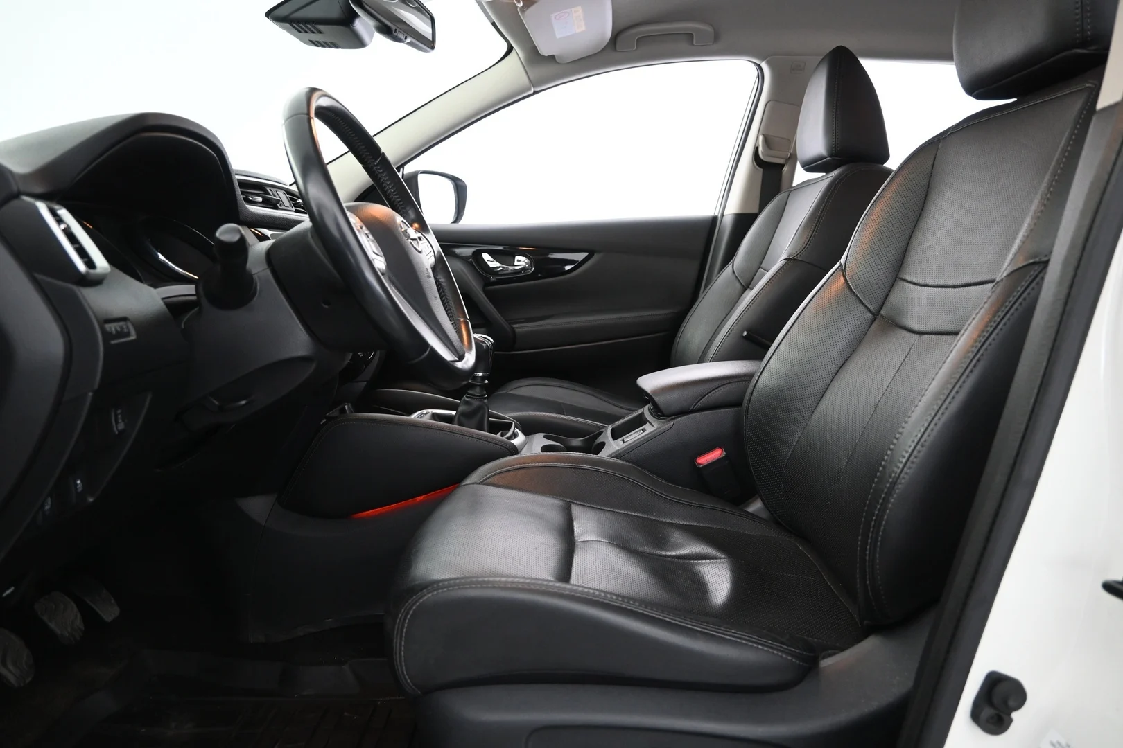 Car Image - 4CwTA3zAnnUBrB0lowBLsn