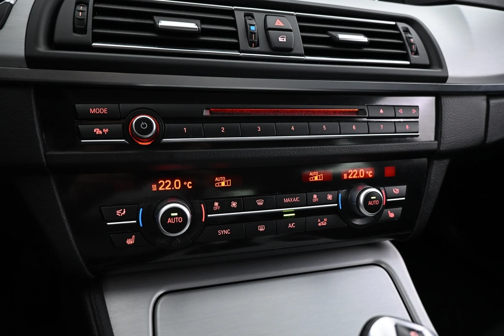 Car Image - 463itYyN8plNwFTE3MrwoF