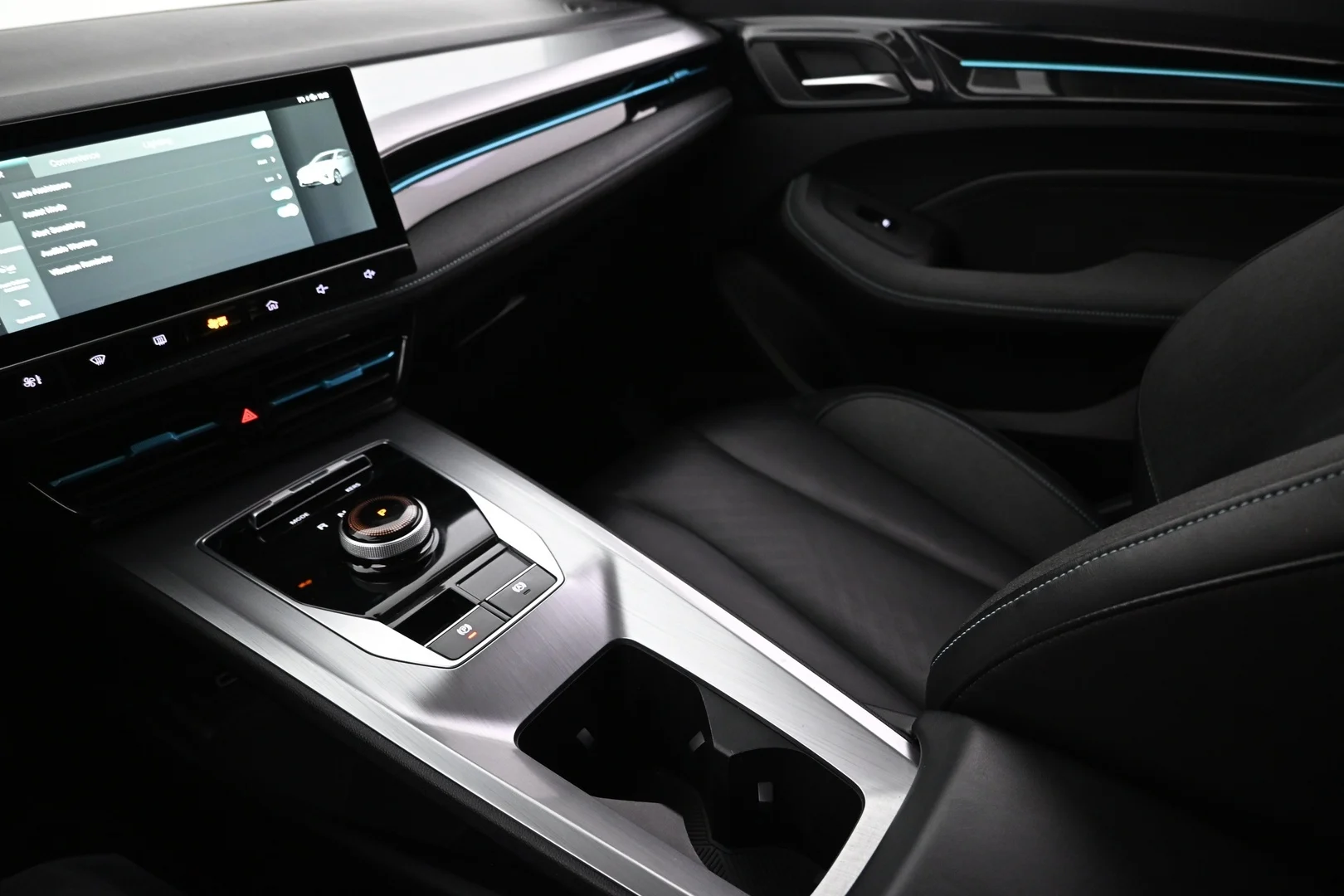 Car Image - 3Bz8rQ2A20Y0JKMFEn4WkH