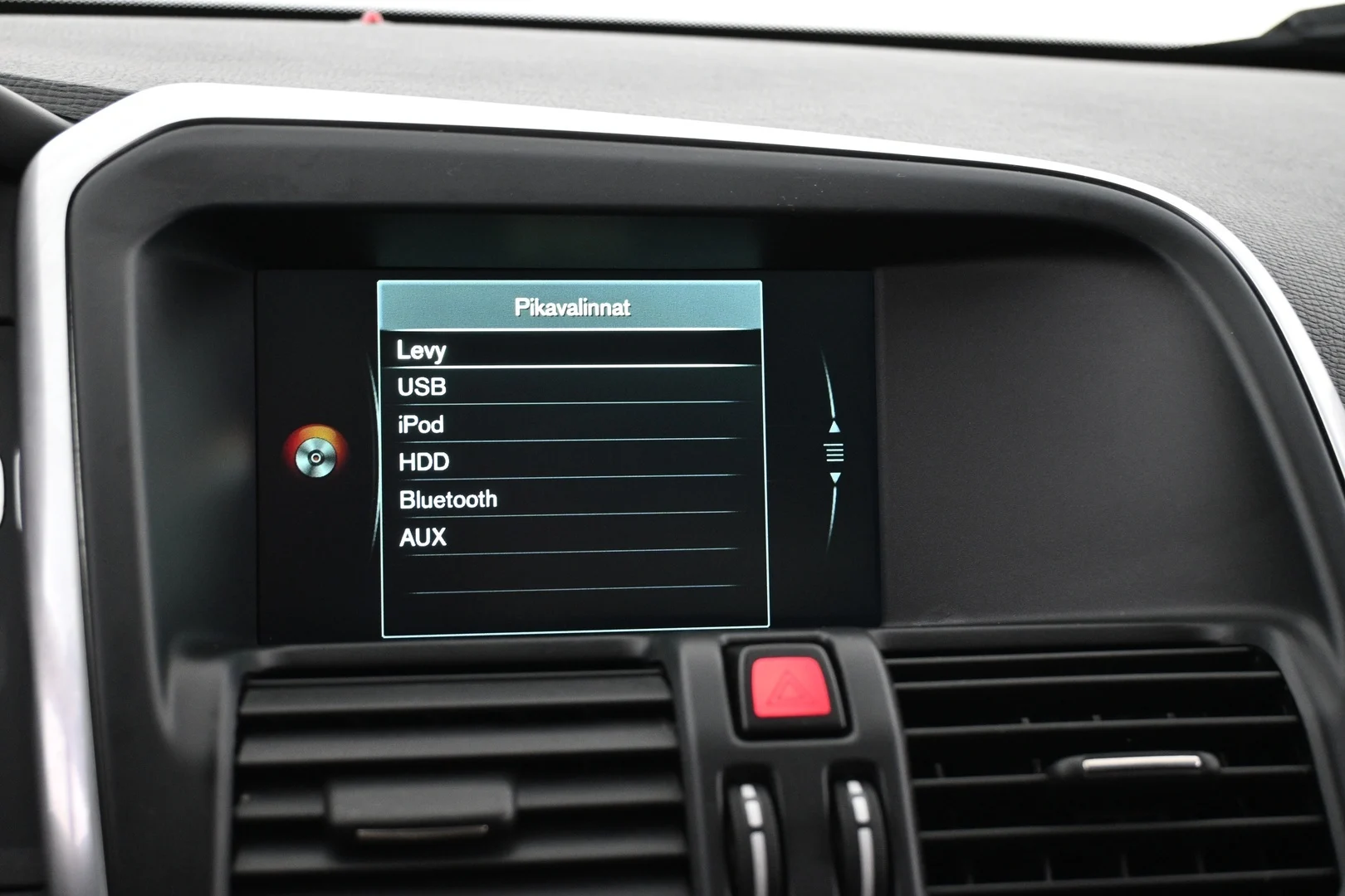 Car Image - 4KVCpxOoQF9iNTL6MMYZh1