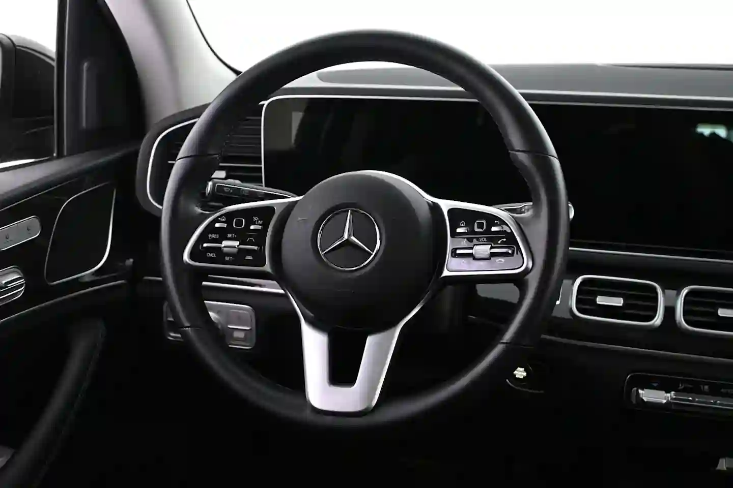 Car Image - 2kfToUqBYUsdzcRQshvHbo