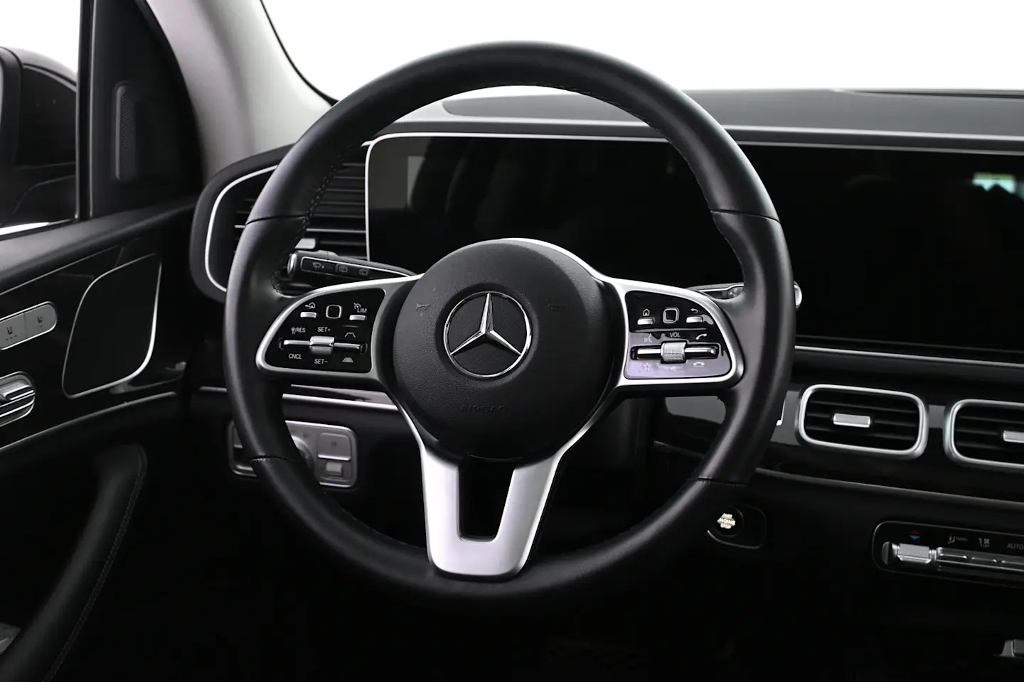 Car Image - 2kfToUqBYUsdzcRQshvHbo