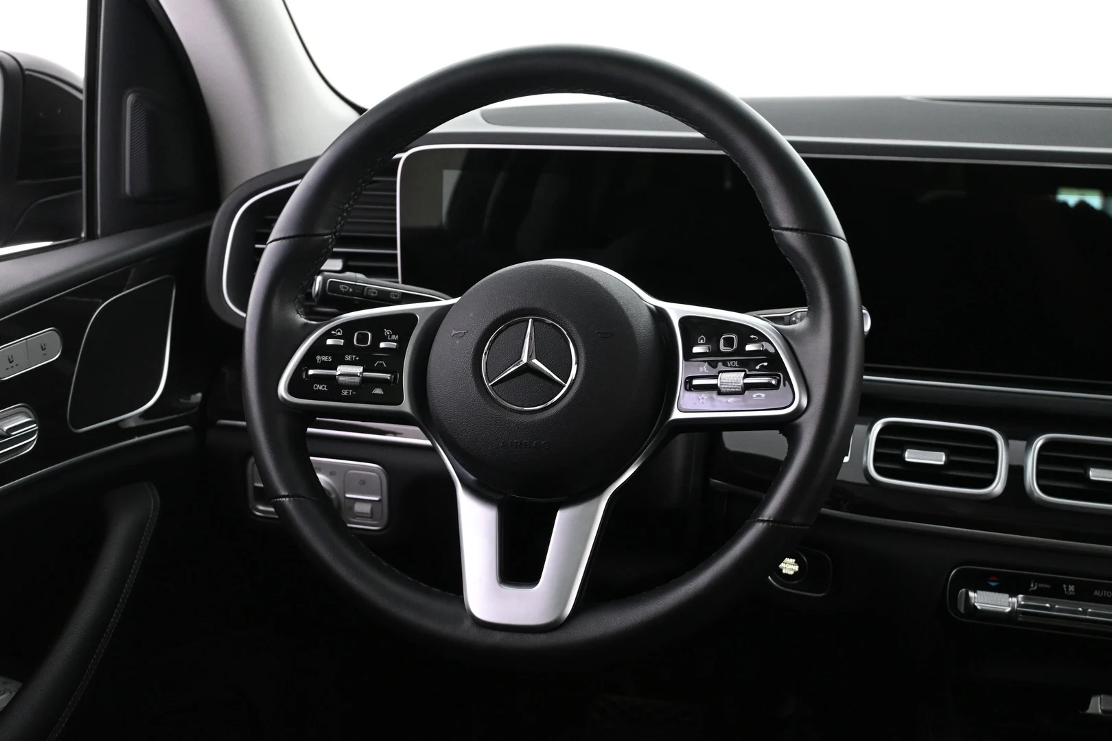Car Image - 2kfToUqBYUsdzcRQshvHbo