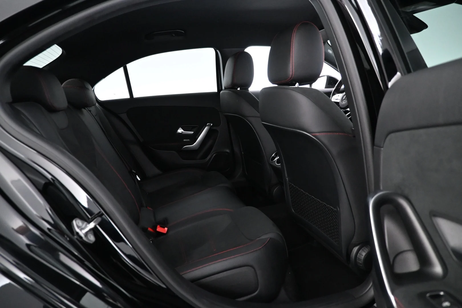 Car Image - 7G09R90WdtBrVzizzxSA99
