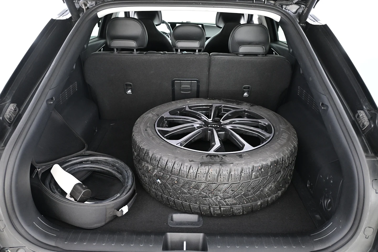 Car Image - 44FQNQpgYPIhMll34QDOgN