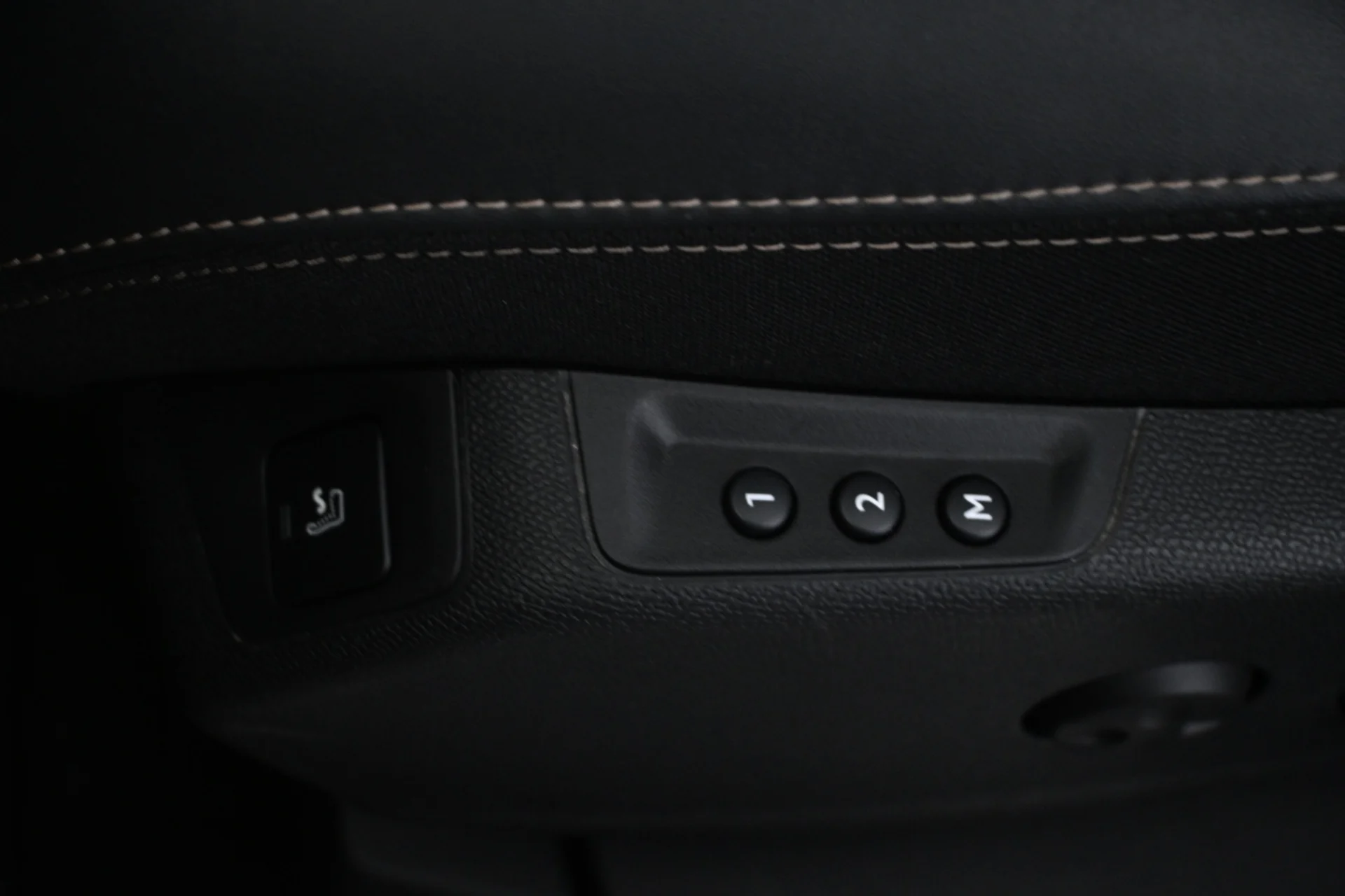 Car Image - 7ndB3ga2ExKwpgi9dAvU5y