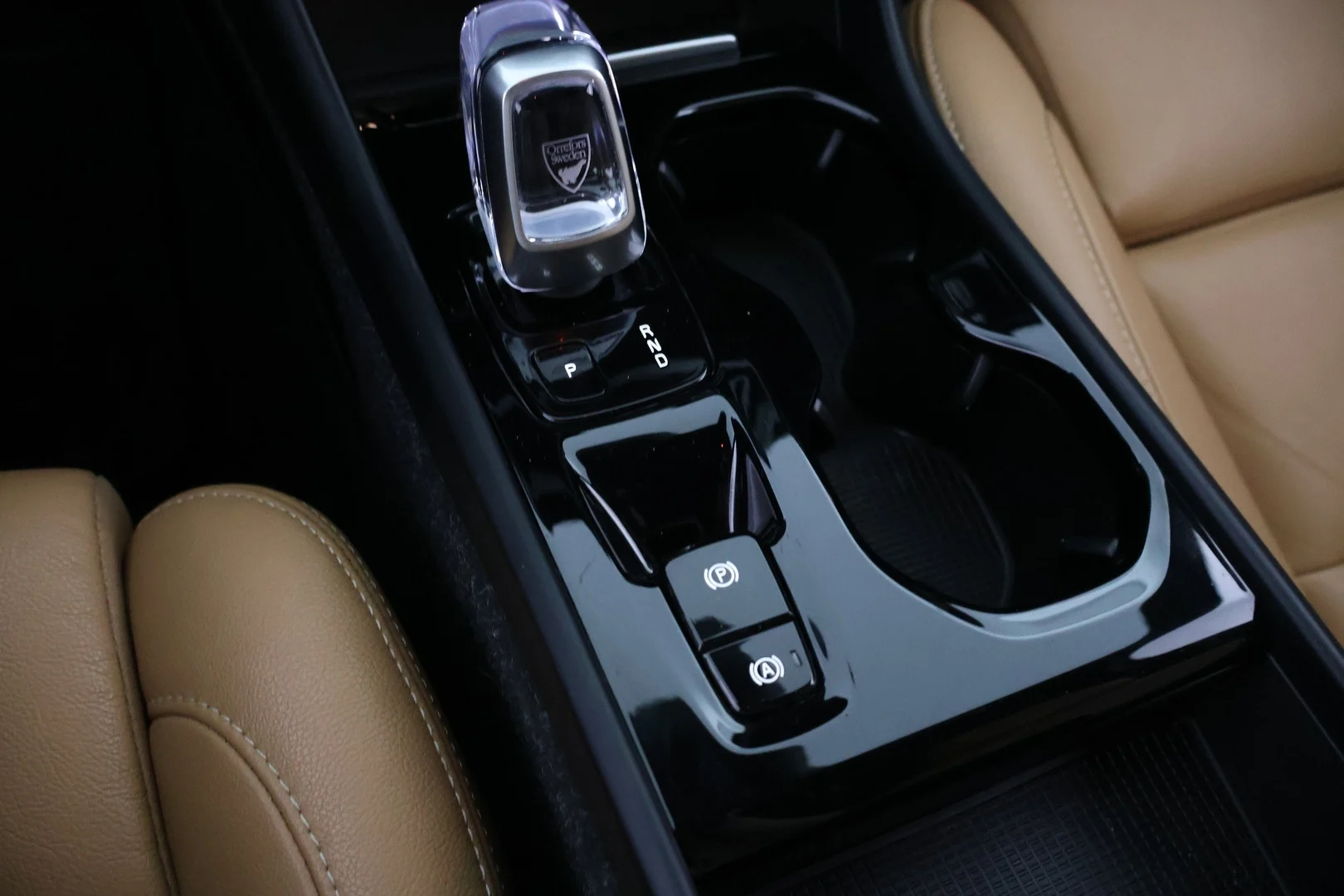 Car Image - 430dTeyA5JLSnvwKy7YiOV