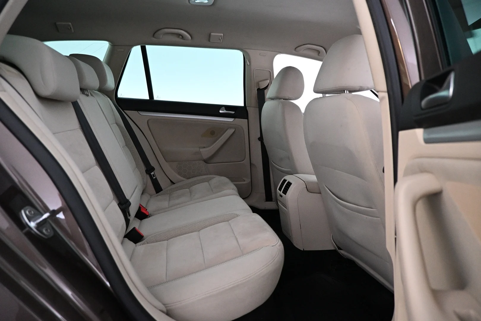 Car Image - 4gqNvrQbr5VGrOBVrMsV3k