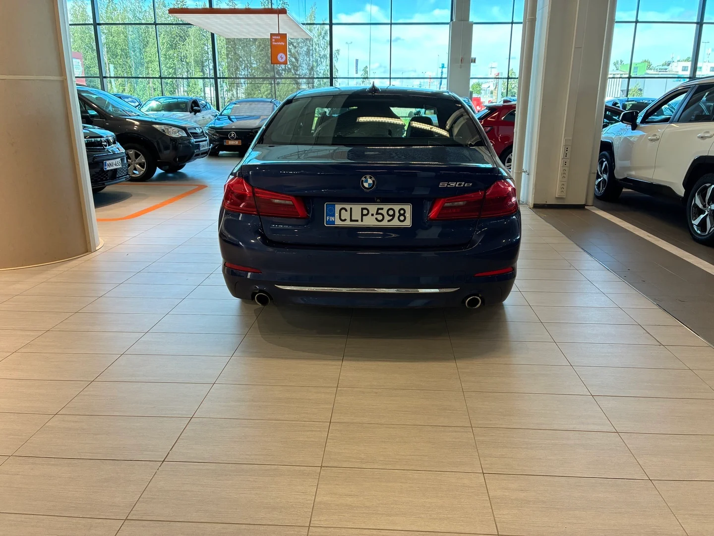 Car Image - 2Gy0BNzF2Q8fF5wXAyItWg