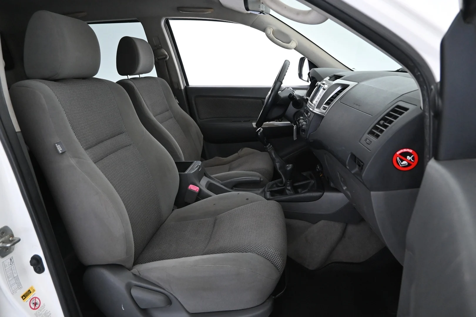Car Image - gTvE93sMKs6ZwYlT9GfJ4