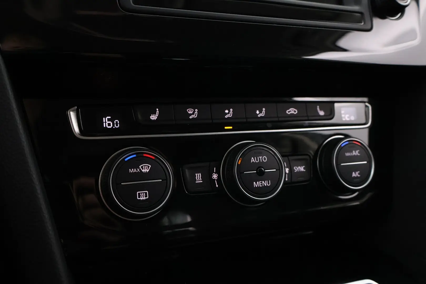 Car Image - 61sgAPRtvZm1ol9vN54ElG
