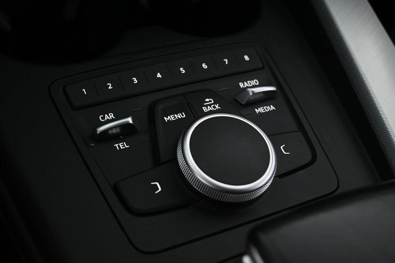 Car Image - 1nxAyhC3SXwyIJkm8xNO2l