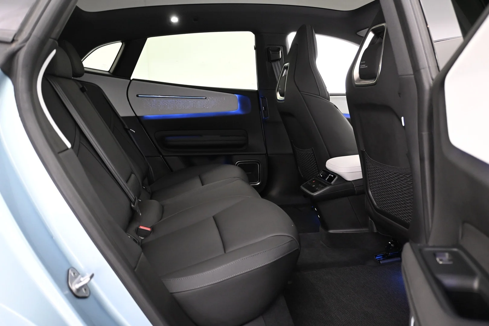 Car Image - 671x0r755c1ypVC0x0Njtt