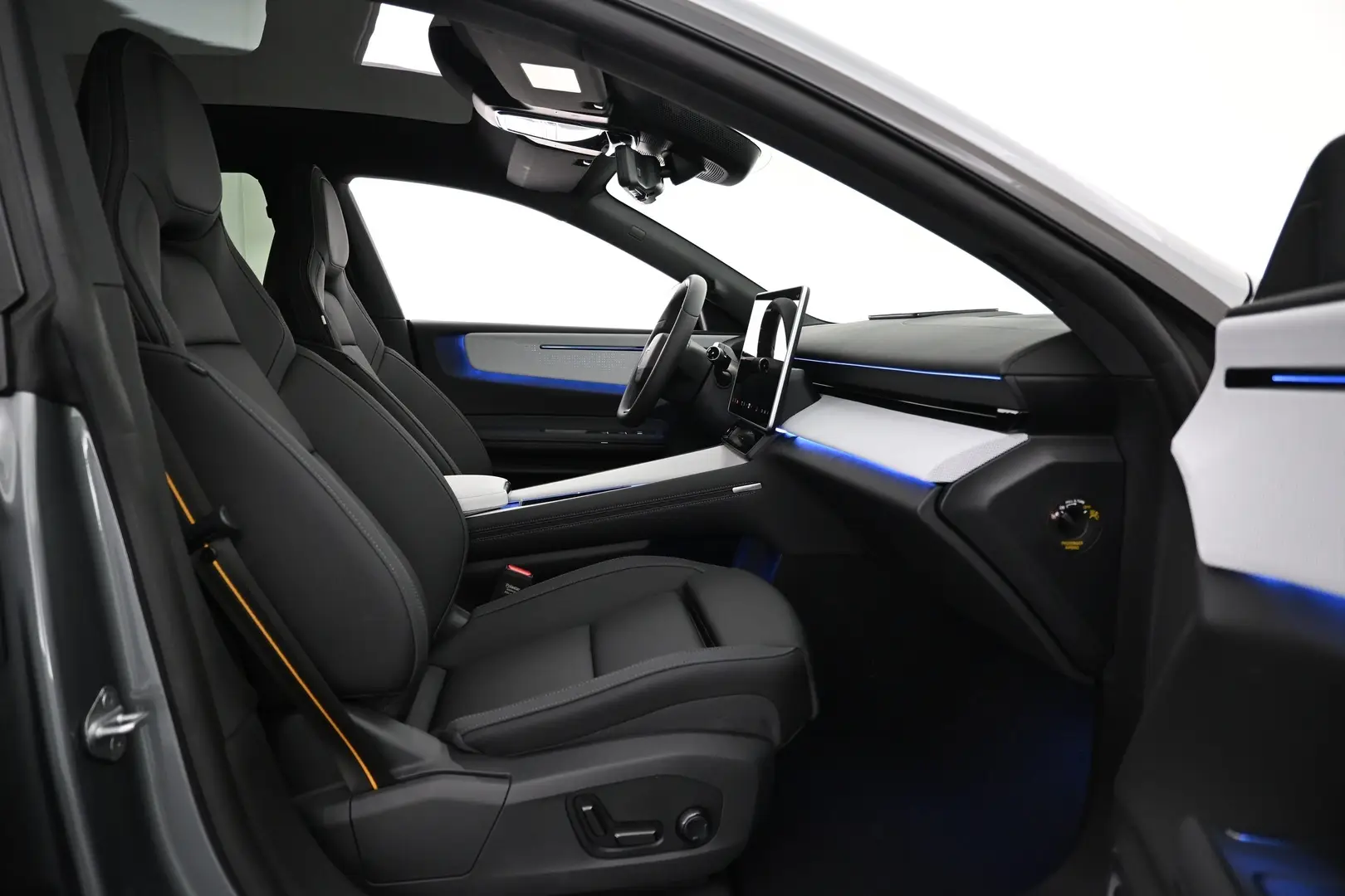 Car Image - 4MbRLs6Gf5hfDPq7HgiUOx