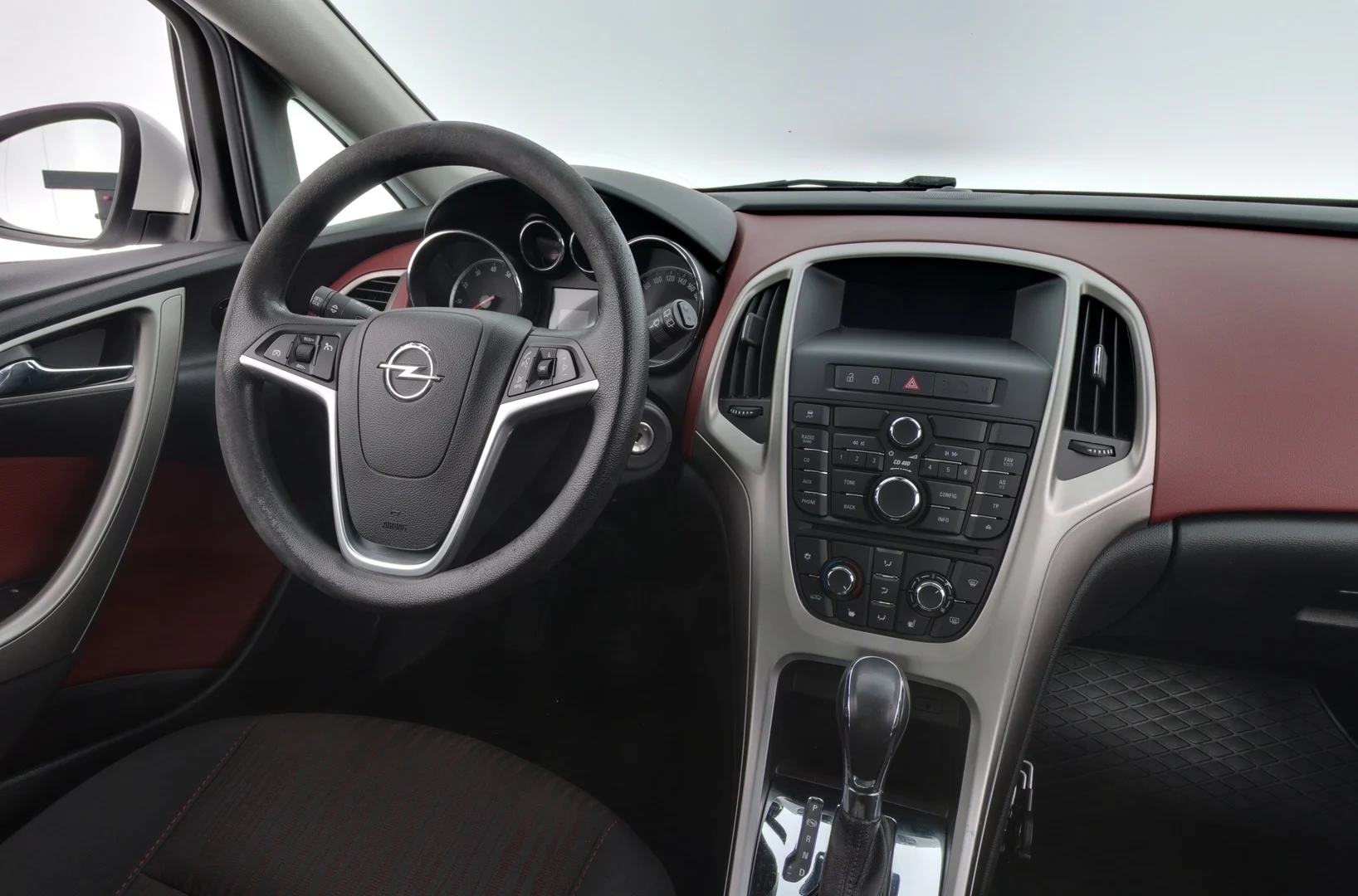 Car Image - 7uFYxQgrBJtc8YTlYIZF09