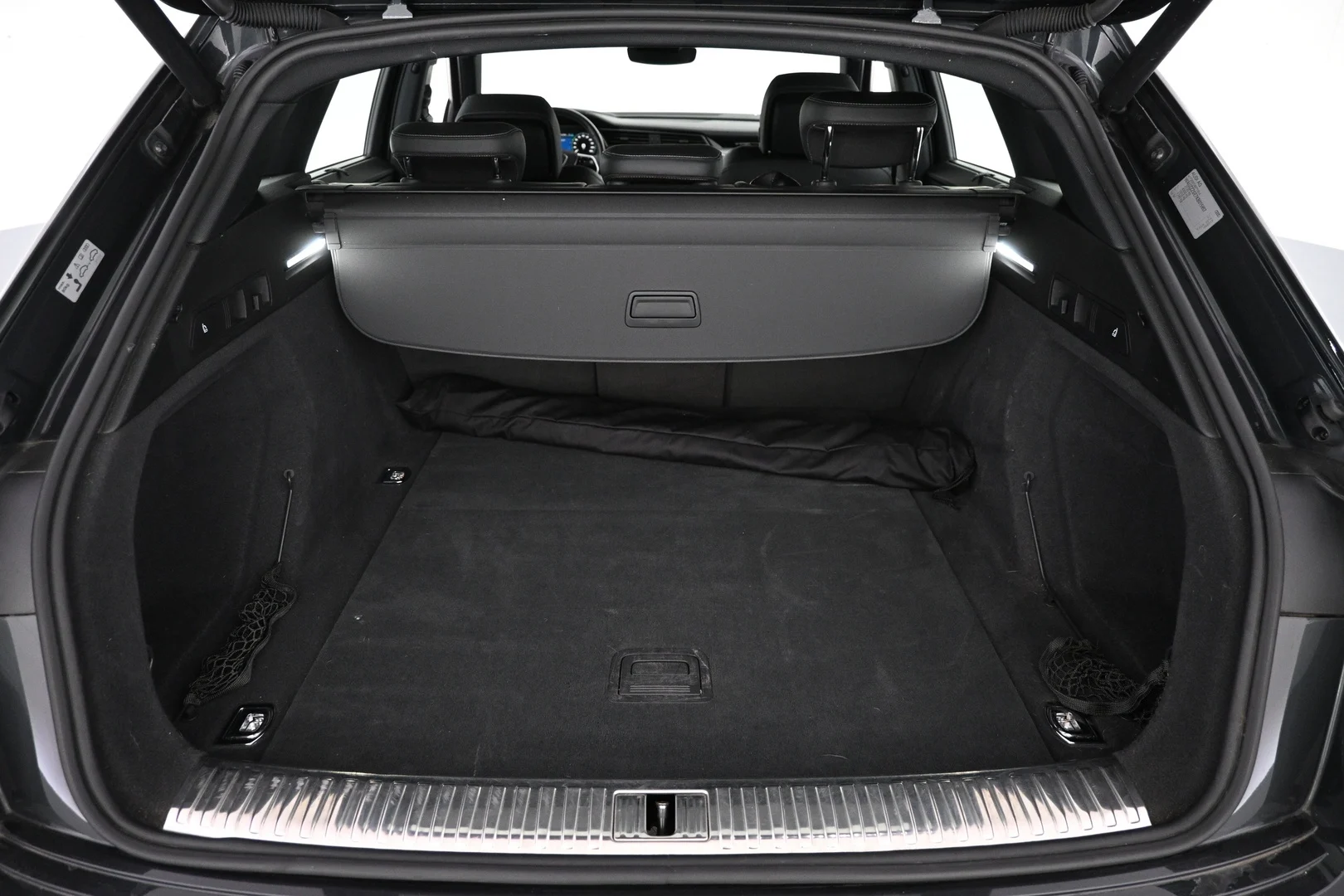 Car Image - 1DVlsTHozufysu1vHwMZIL