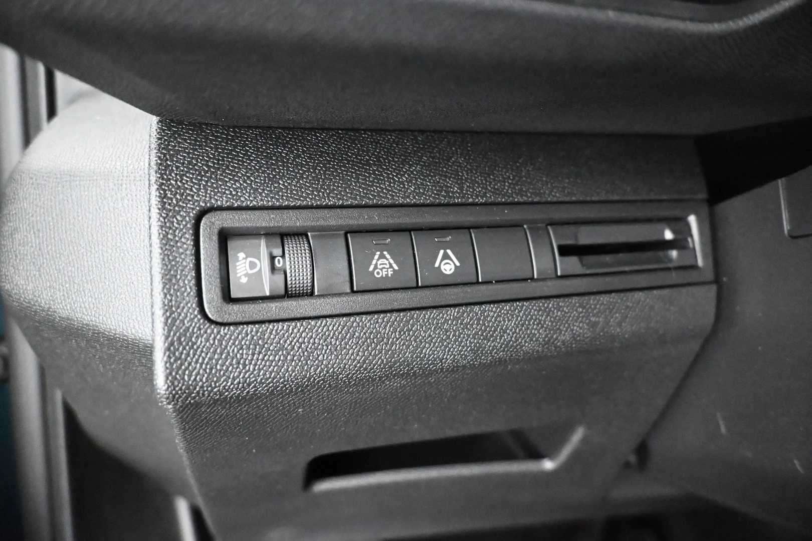 Car Image - X22WctNh7nnR4pohRBnnB
