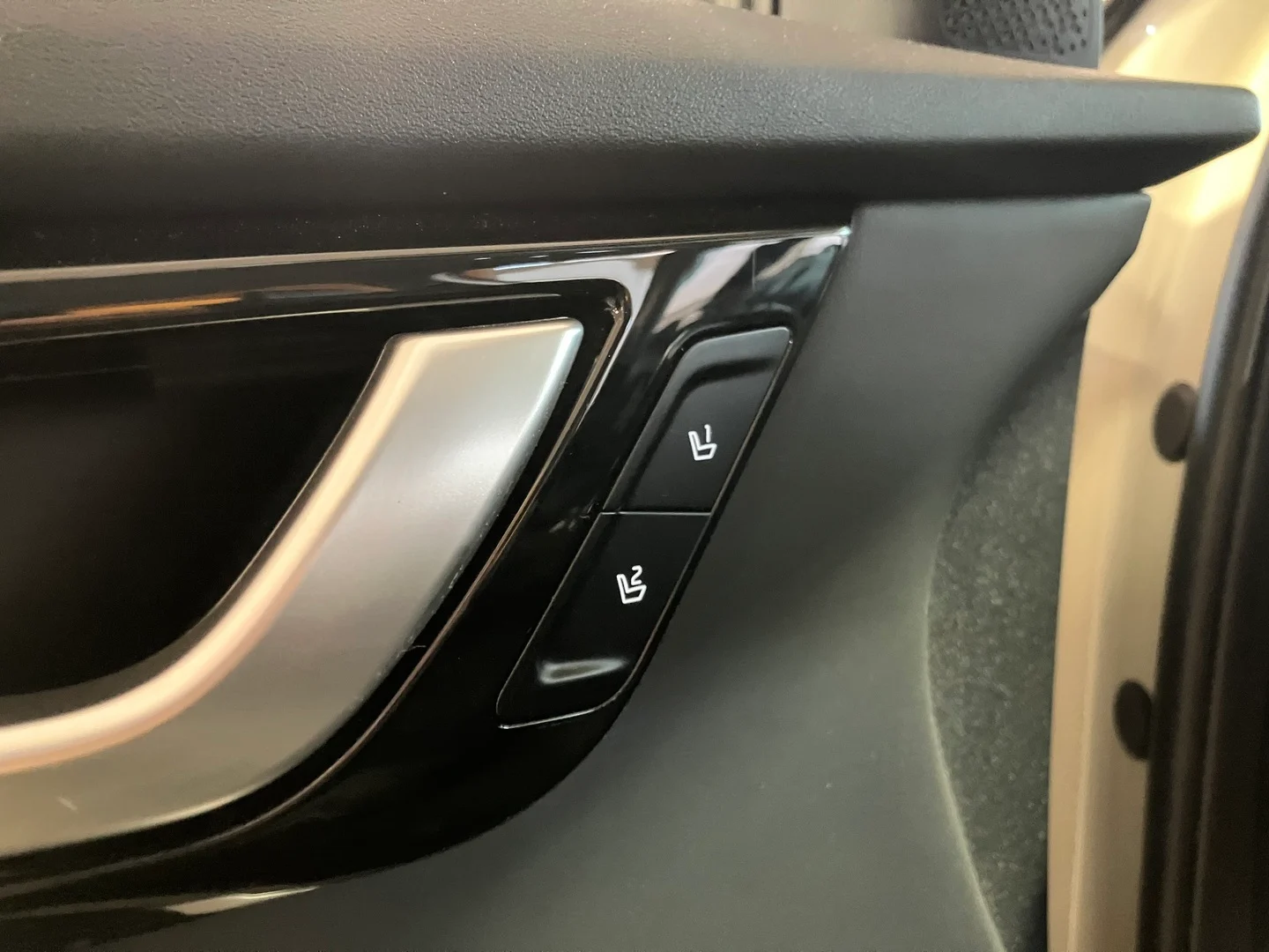 Car Image - 4q4lVleHhm9e7UNQAEmQlr