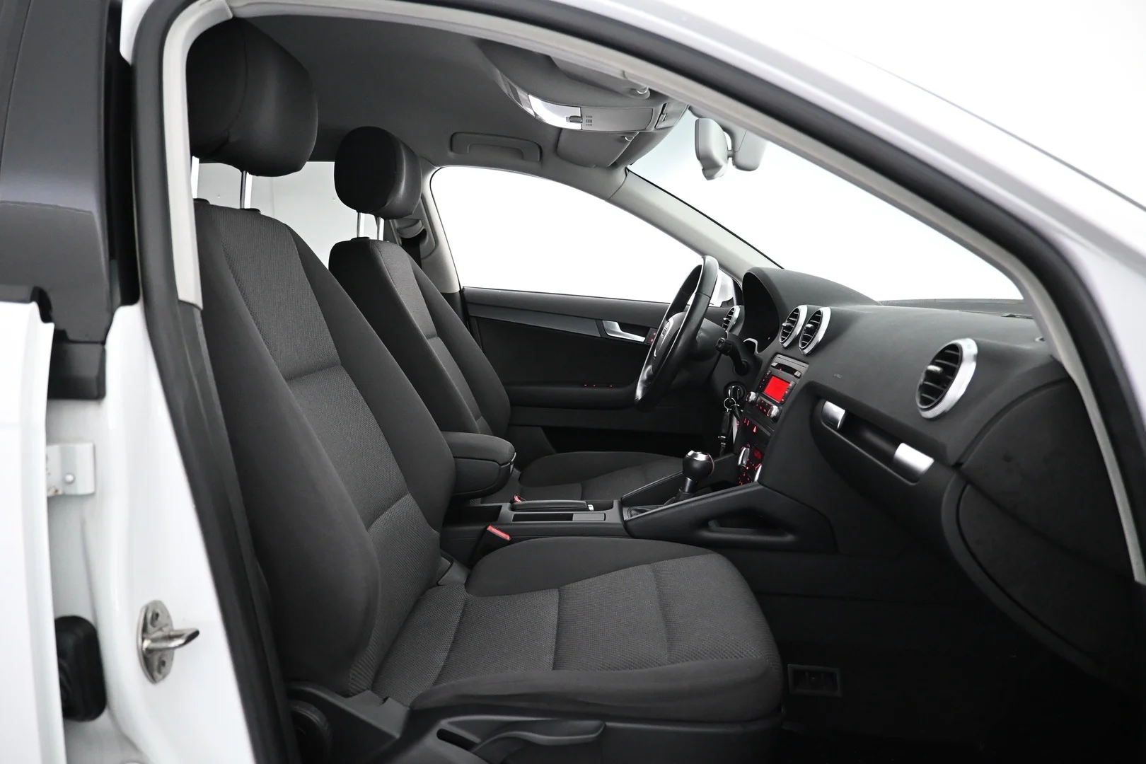 Car Image - 5llH6vrUOTUIv7bVVMjJ31