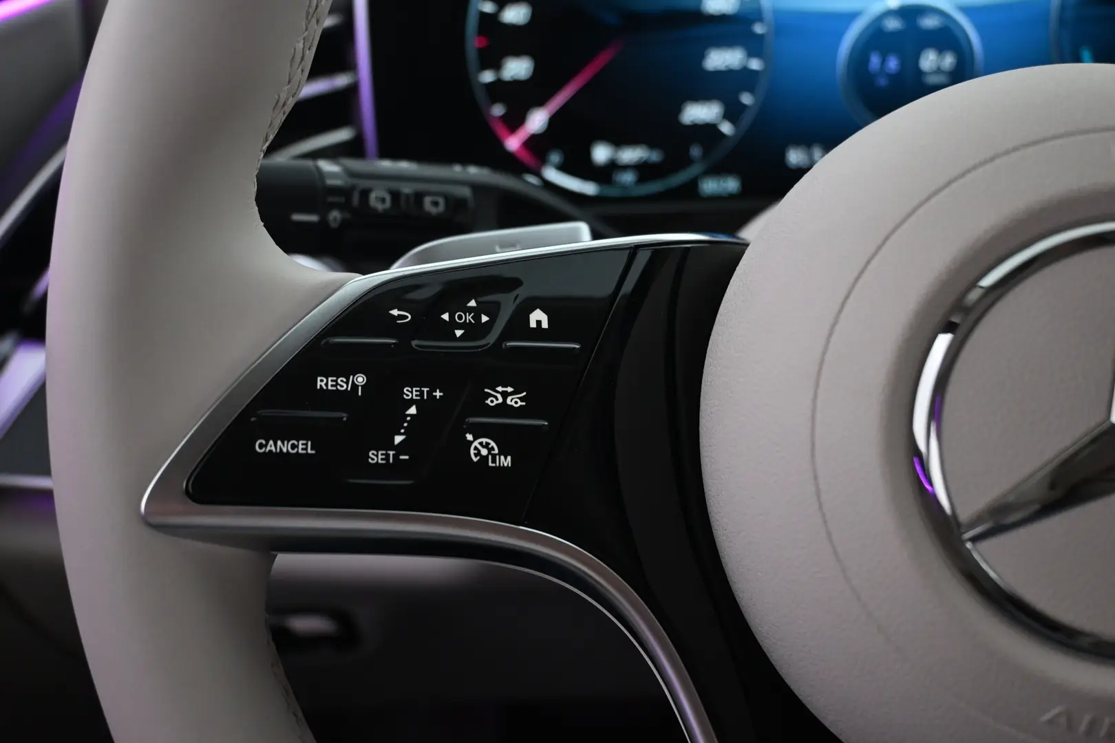 Car Image - 7y9ZBOn2hnTsZyyHRLYw9h