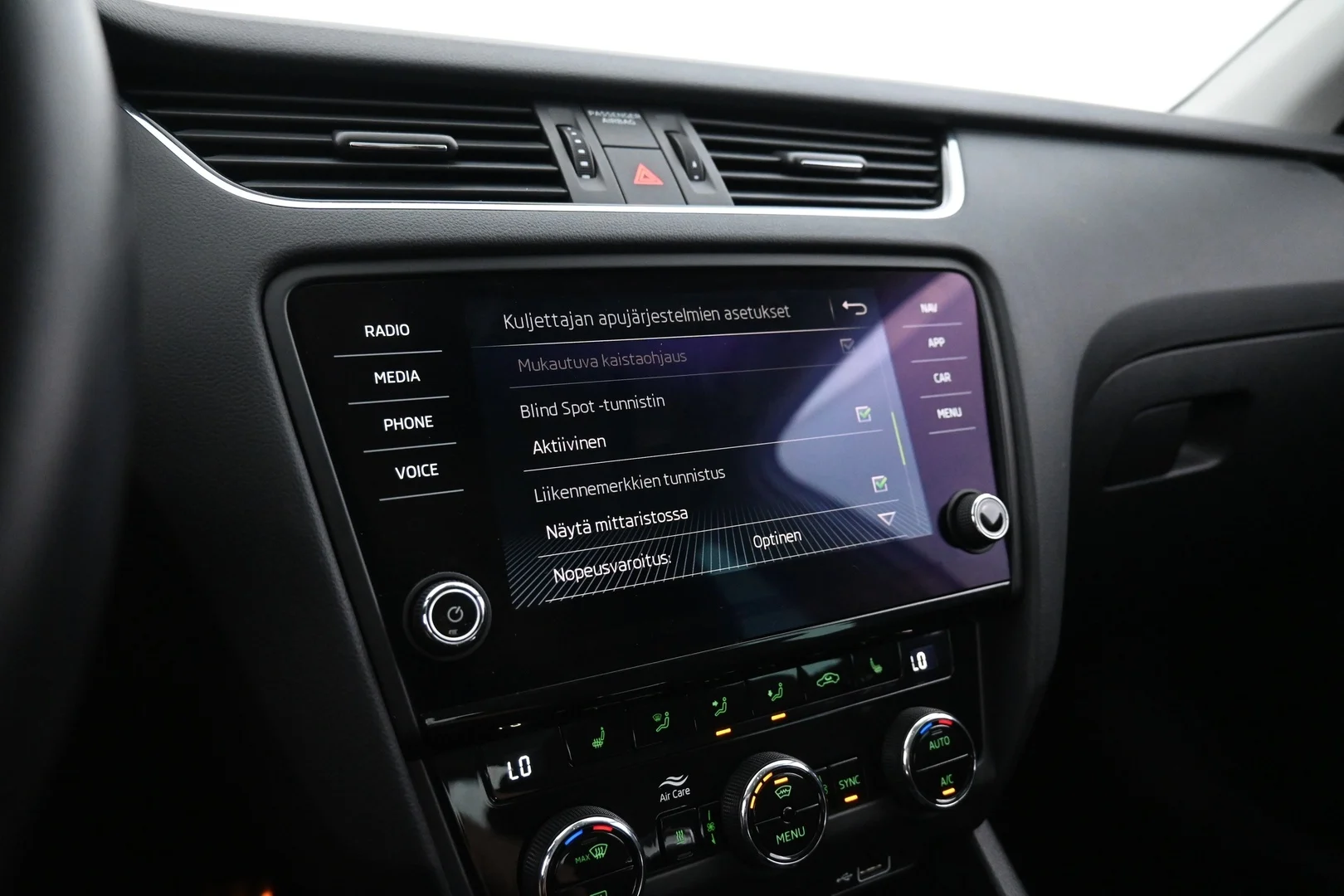 Car Image - 5dZYfmi7JaTR01KH4JQJJ1