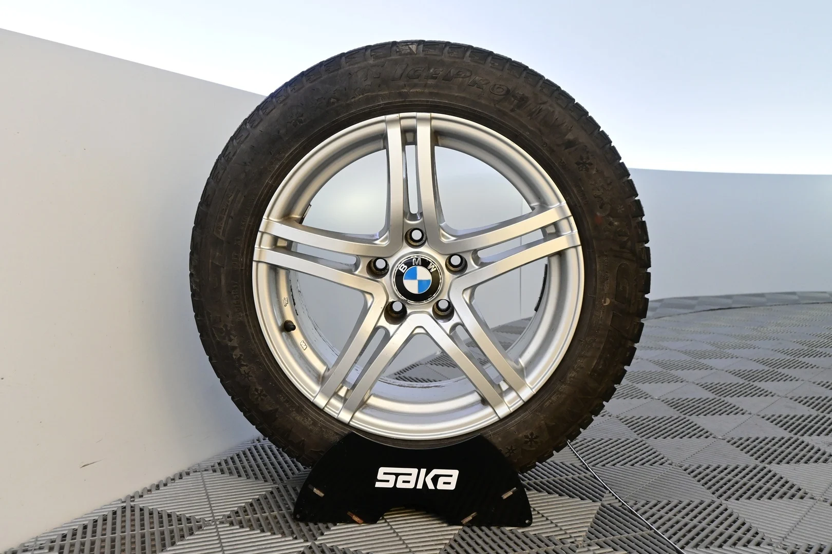 Car Image - 4ZEpXd5rY6EYZRoTkK5SSZ
