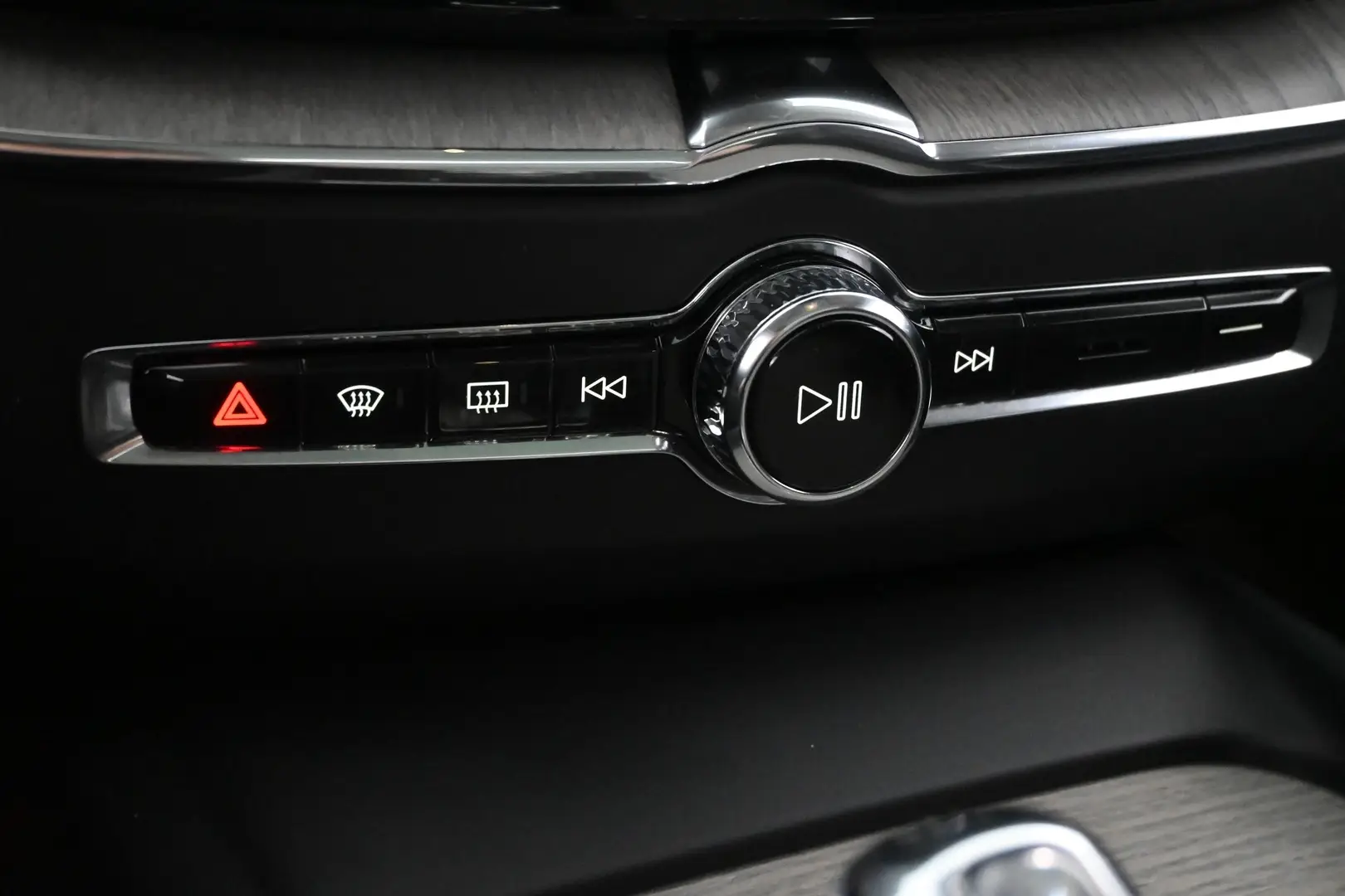 Car Image - 58VjdlnCMBxPGykfQ8peZU