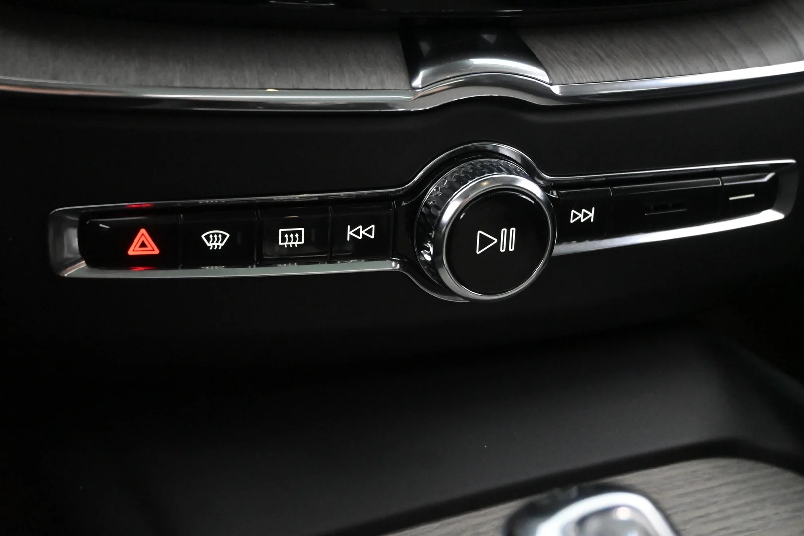Car Image - 58VjdlnCMBxPGykfQ8peZU