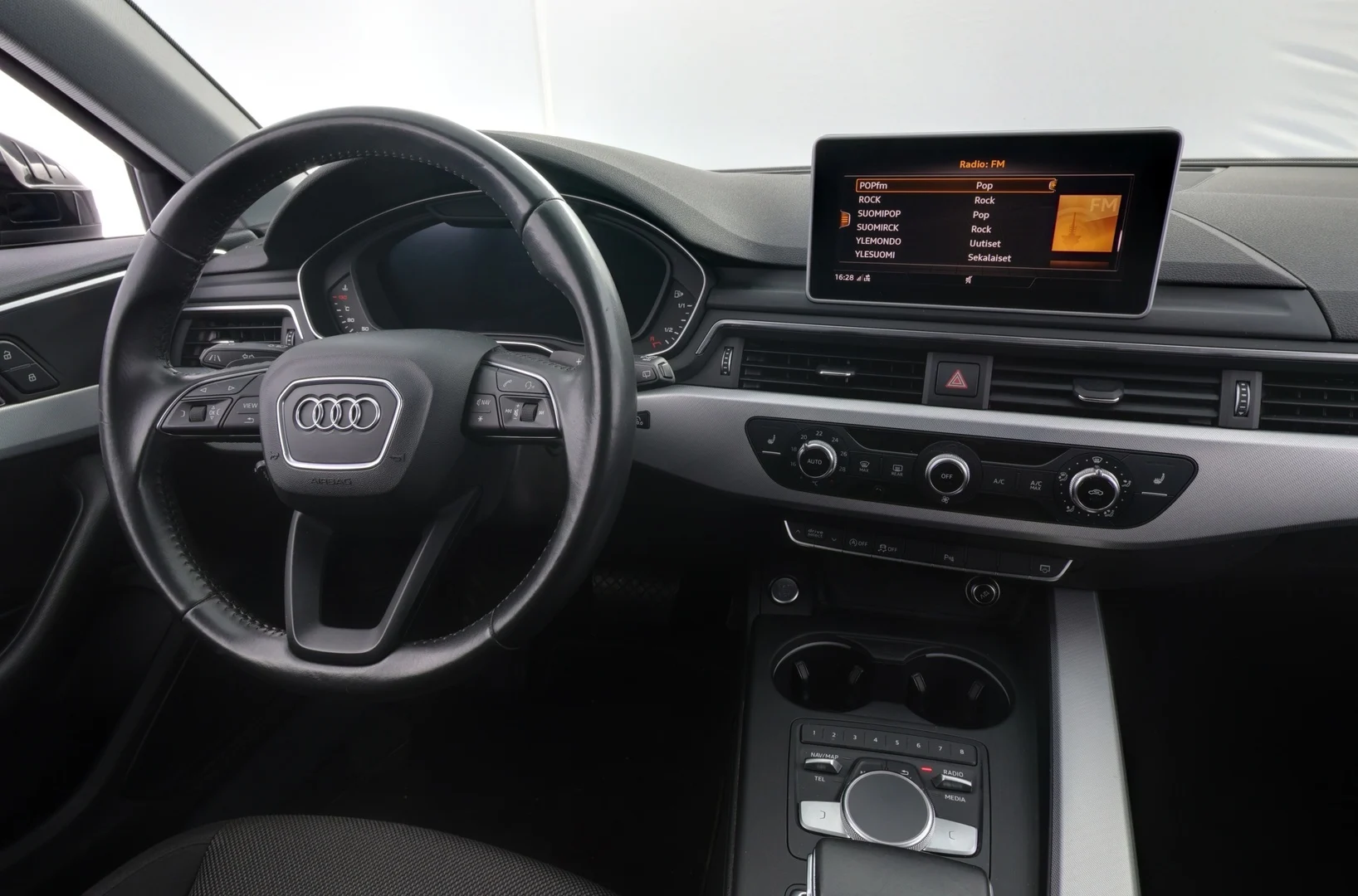 Car Image - 5GMxG1GYFYx09TM2DthgjV