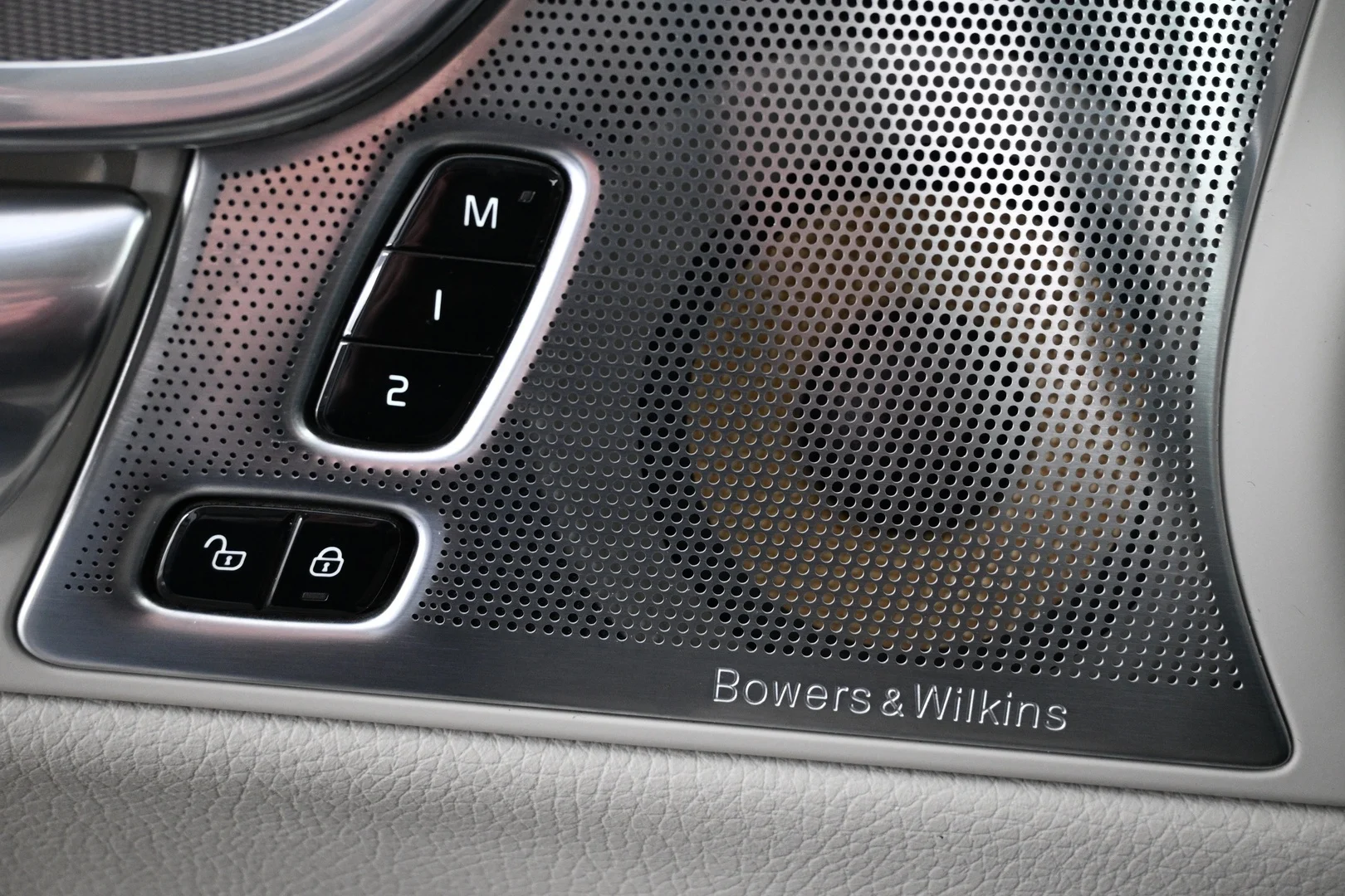 Car Image - 7awYP5hidnTLczeAepgRJM
