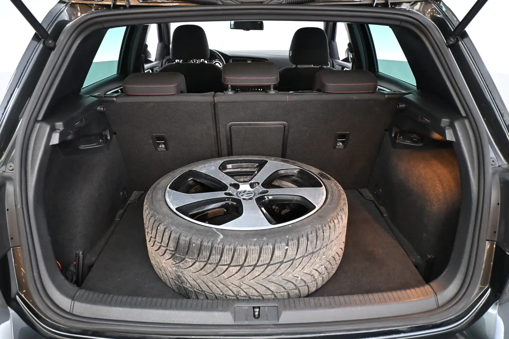 Car Image - 1wJP2msqDKsOwHeaygsZVn