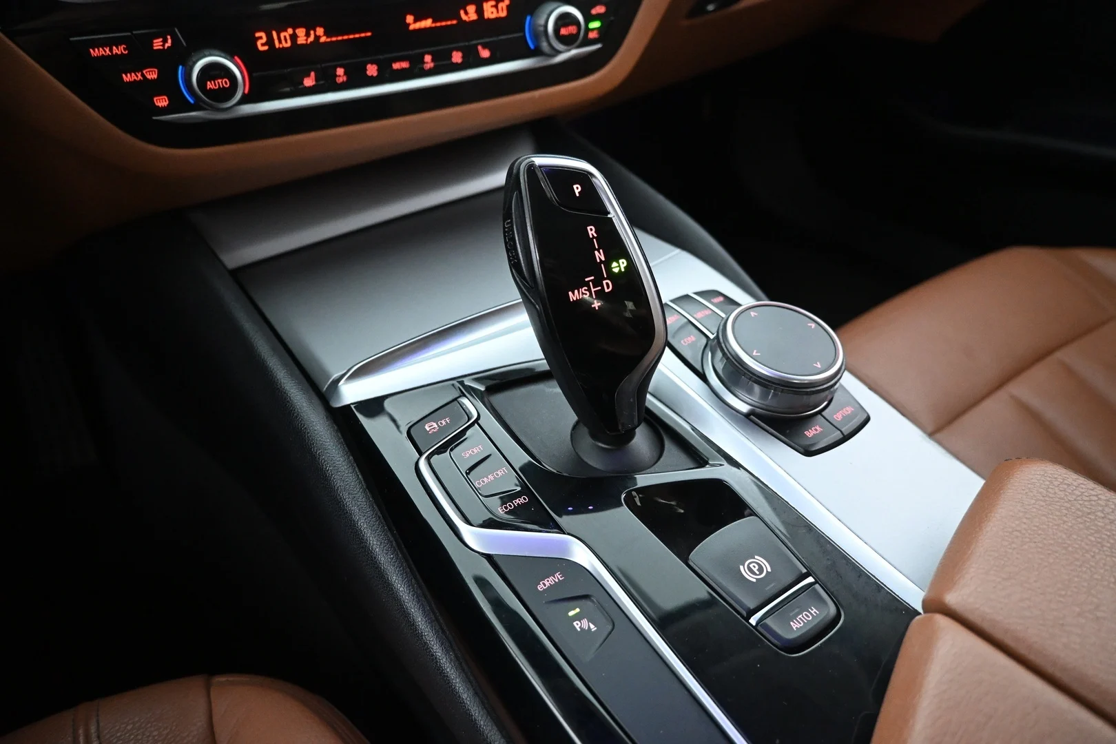 Car Image - 1269UeUG9h8MZwTUeCMWit