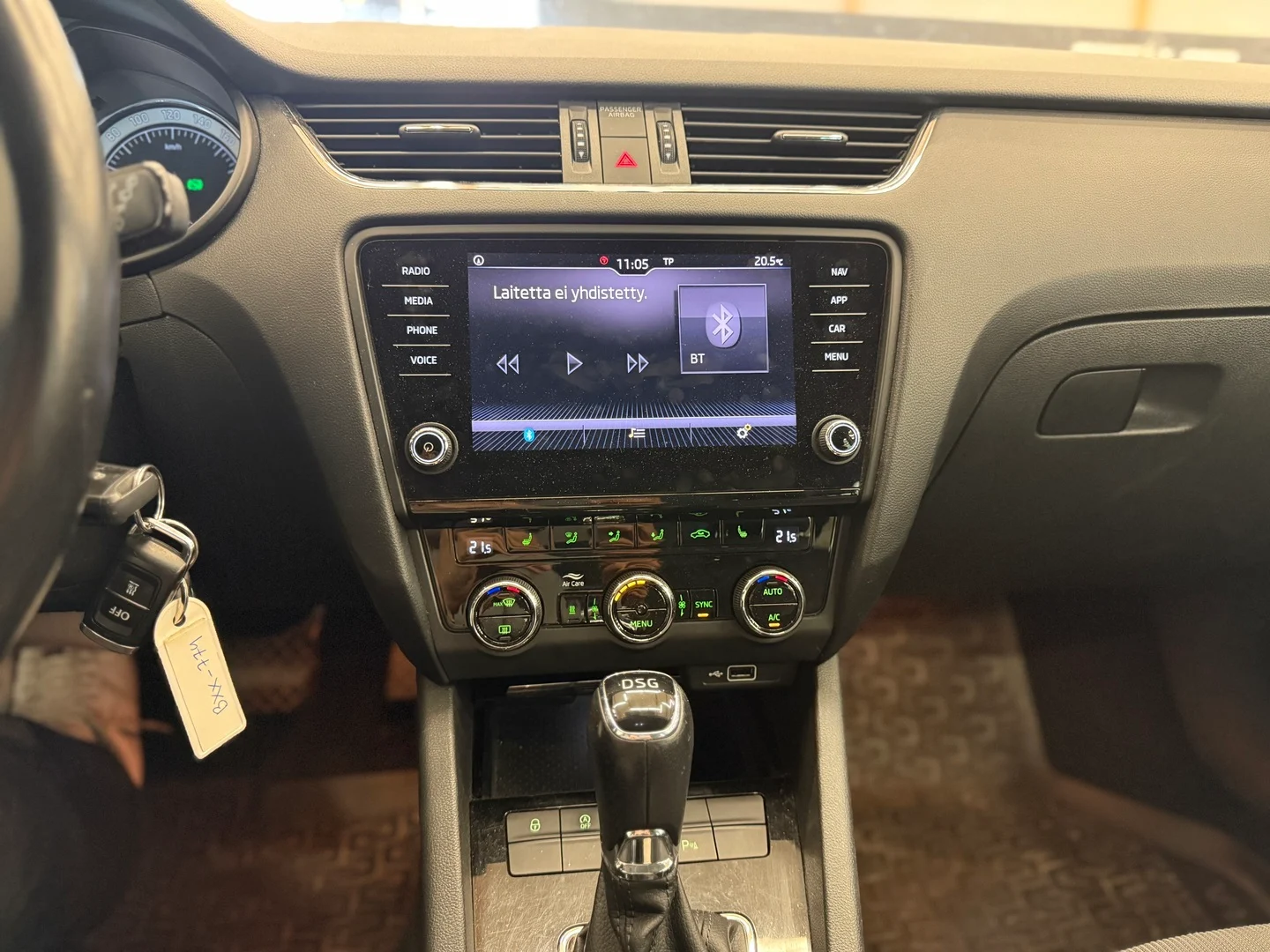 Car Image - 5b62JuKMfRYcHcDSHdvT7n